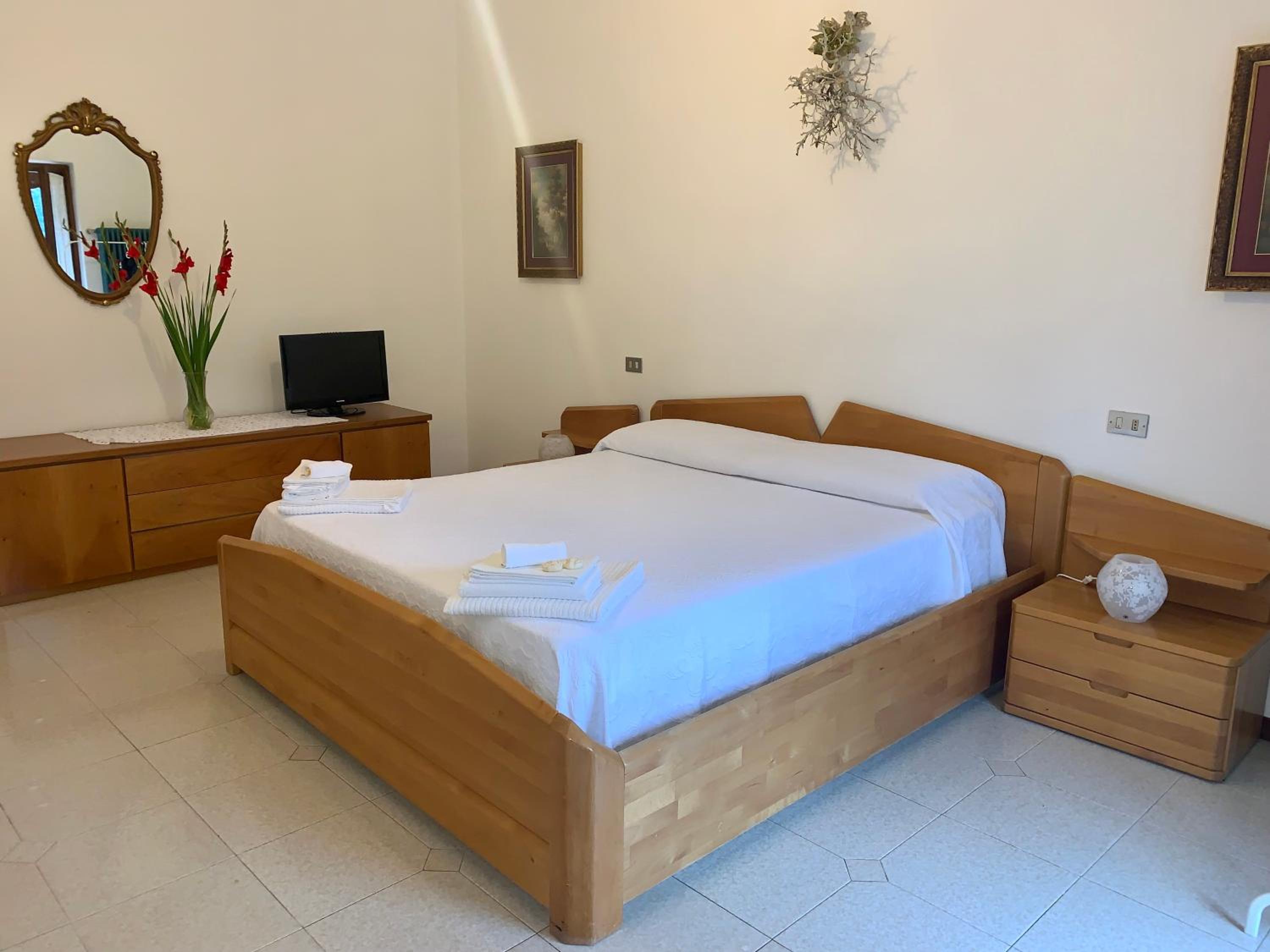 Apartment - Ground Floor - Photo 4