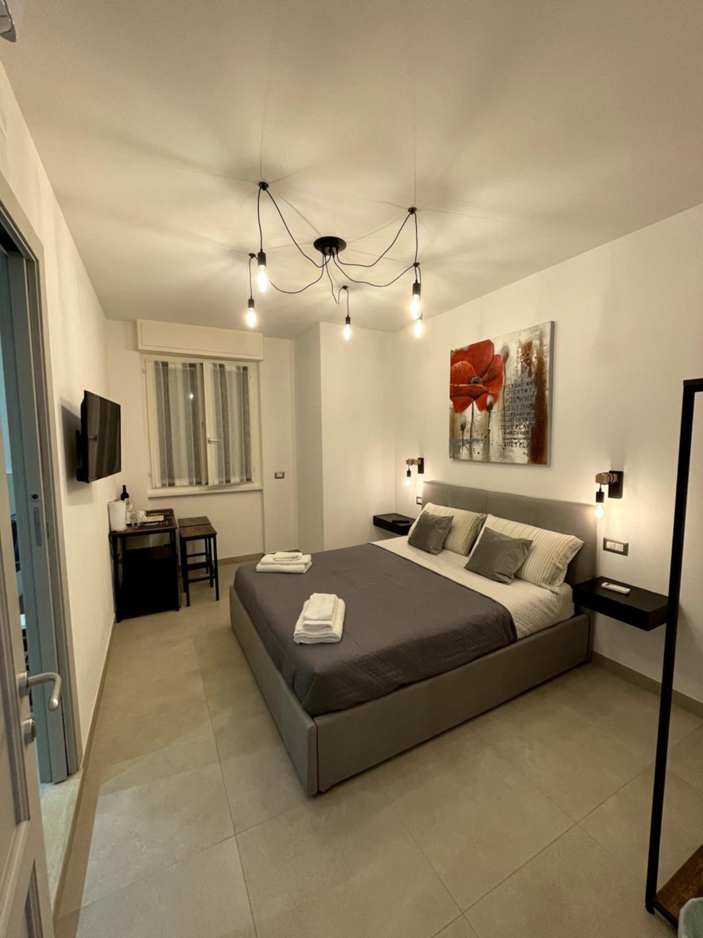 Standard King Room