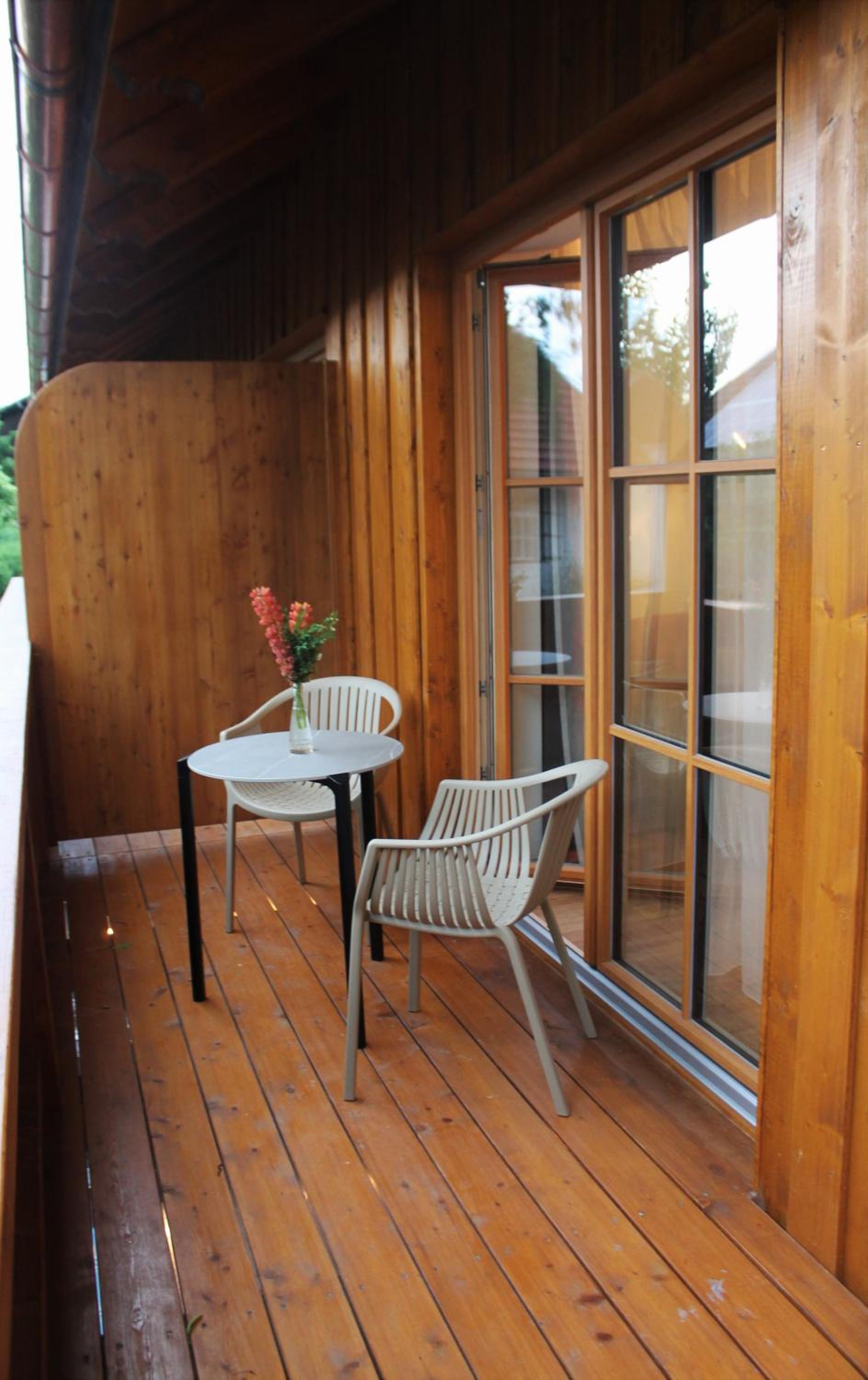 Double Room with Balcony - Photo 18