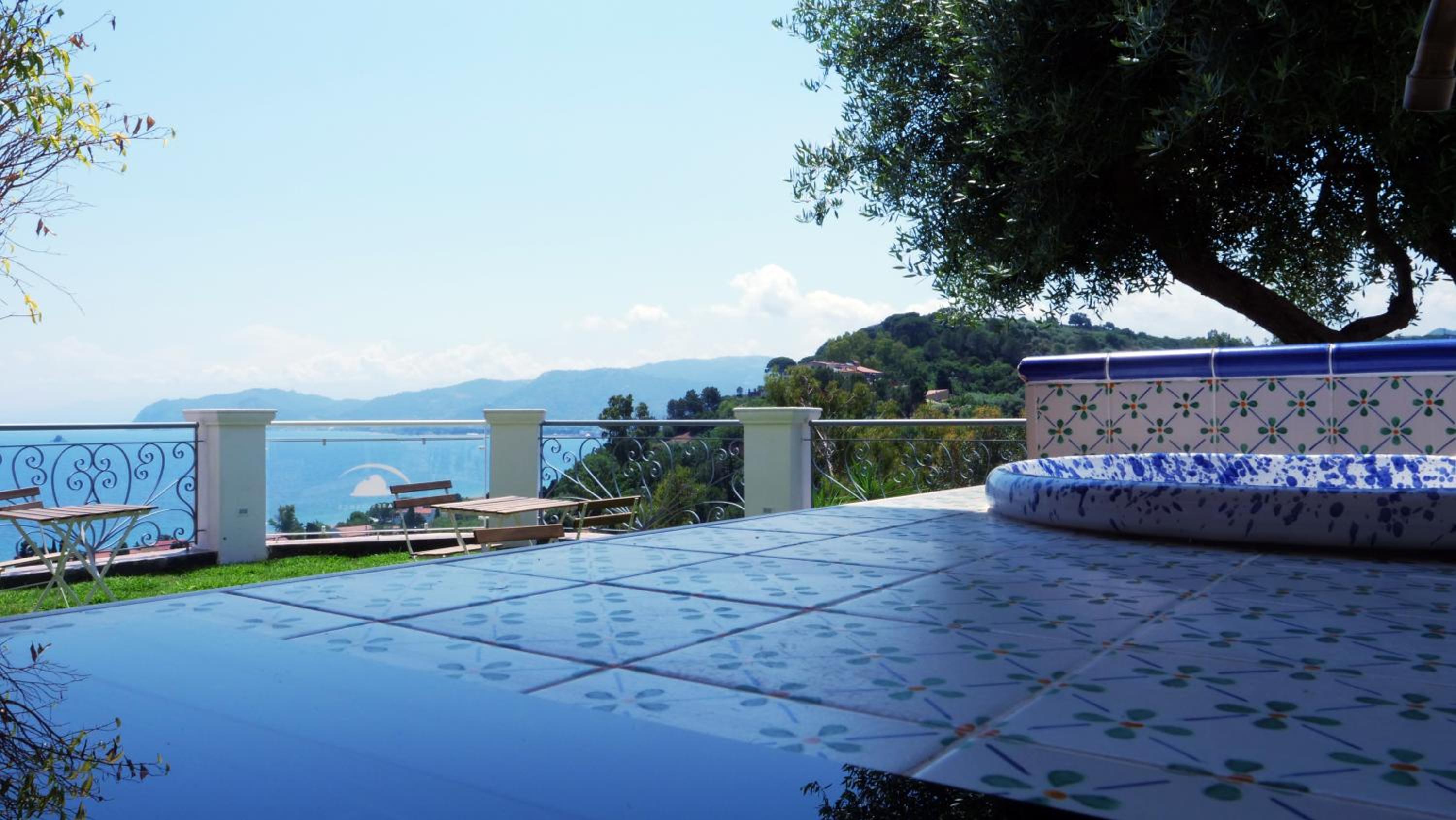 Double Room with Garden View - Photo 5
