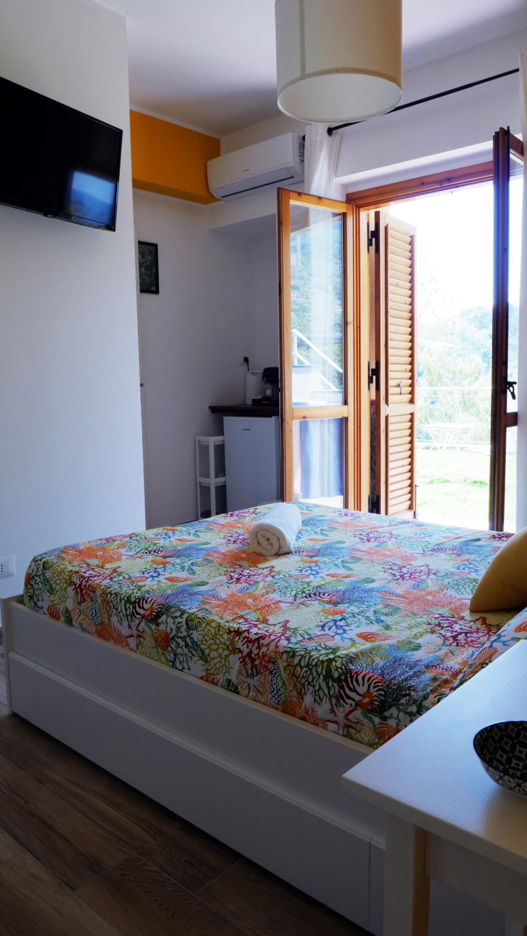 Double Room with Garden View - Photo 7