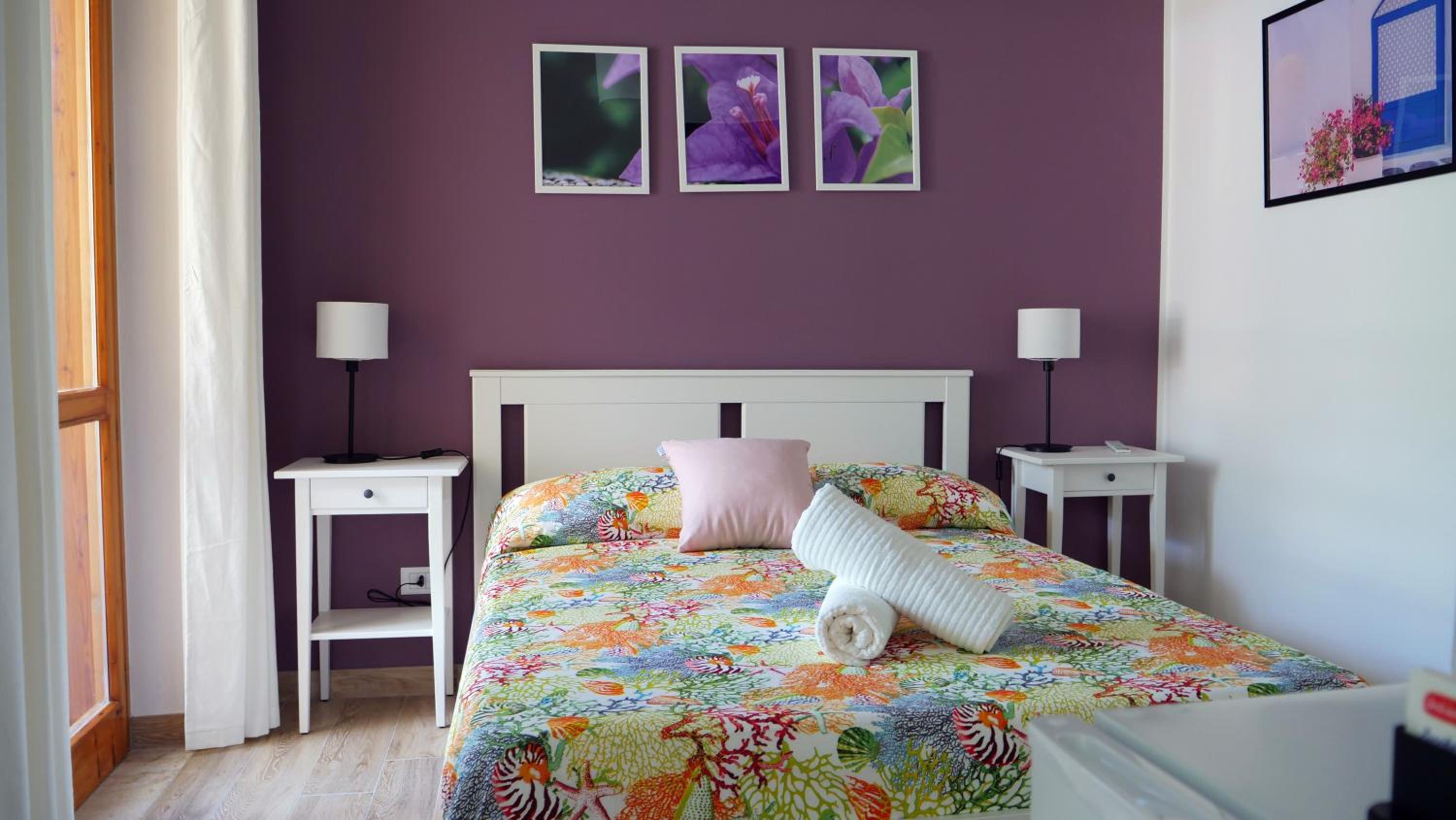 Small Double Room - Photo 4