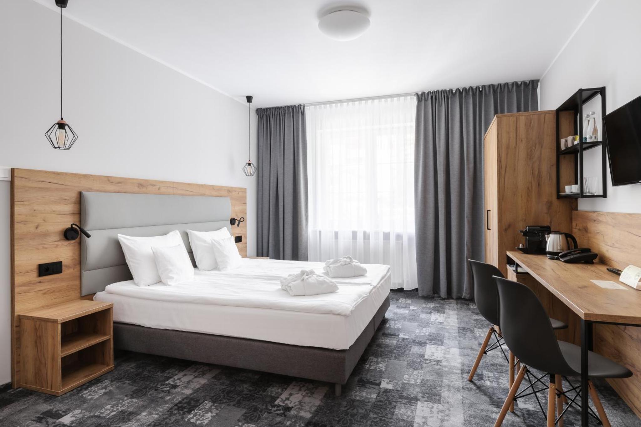 Double or Twin Room - Photo 1