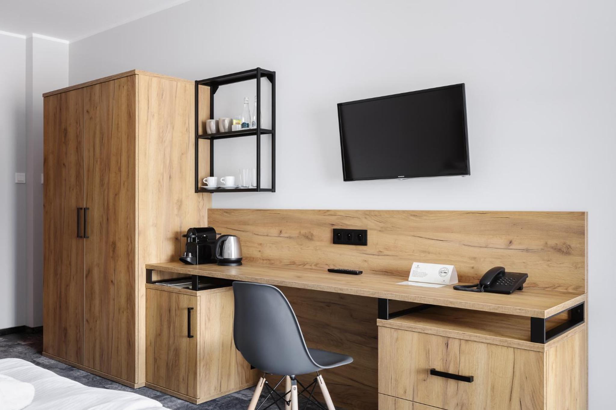 Double or Twin Room - Photo 3