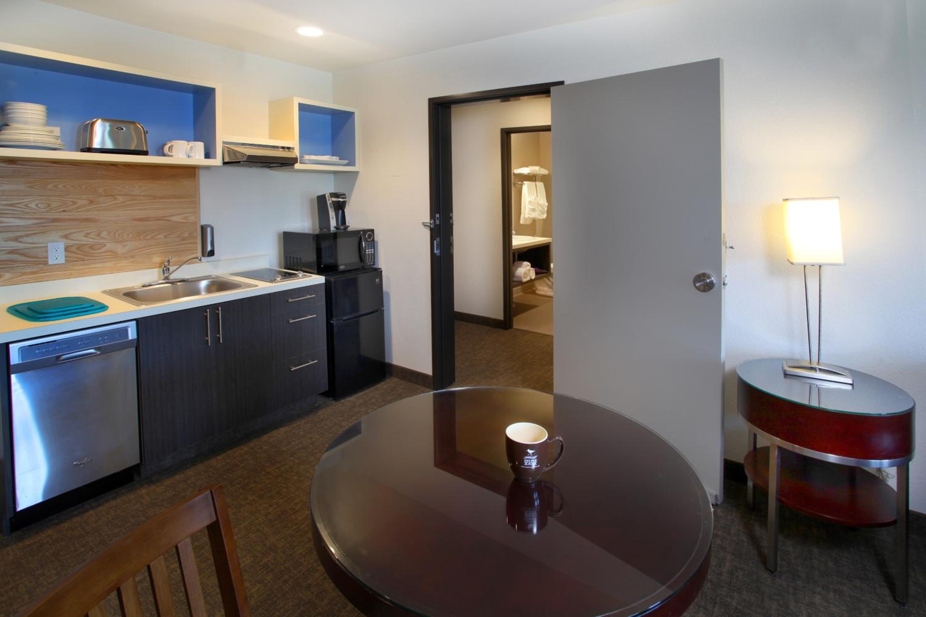 One-Bedroom King Suite with River View