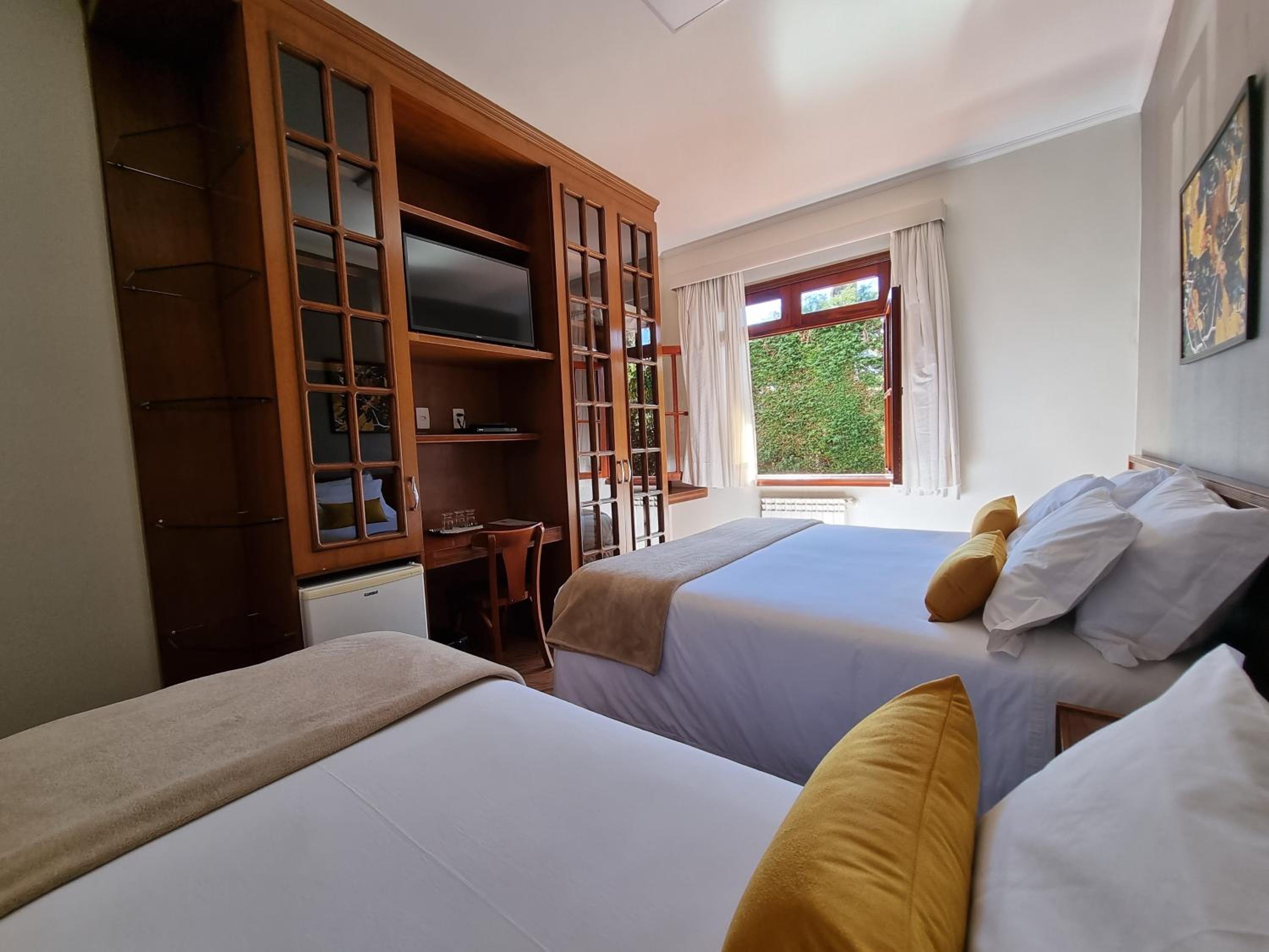 Luxury Triple Room photo 2