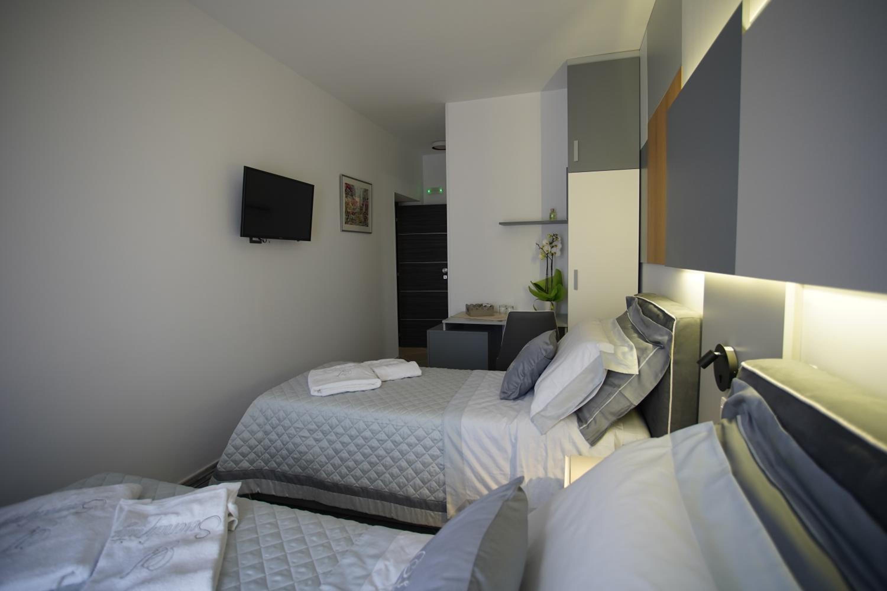 Double Room with Terrace photo 3