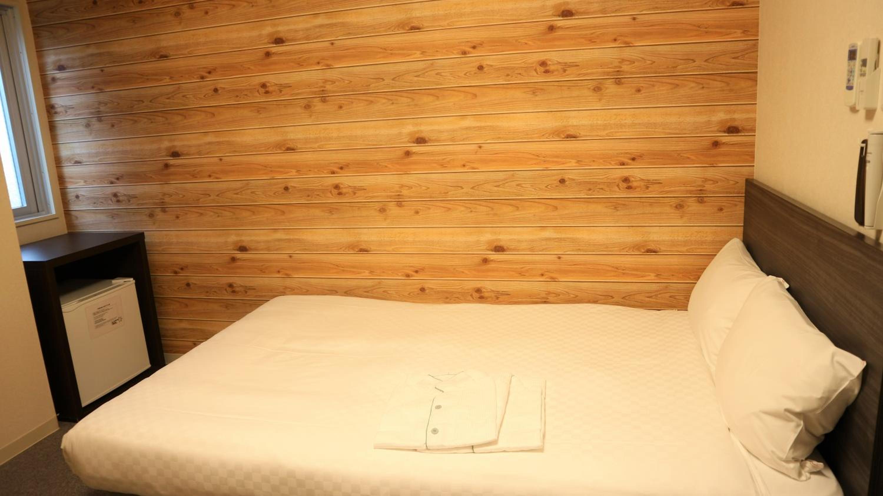 Large Single Room