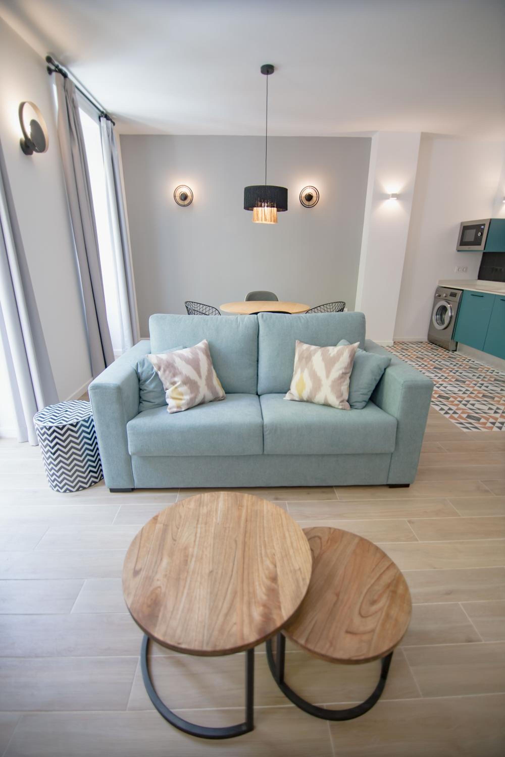 Apartamento de Dos Habitaciones con Terraza