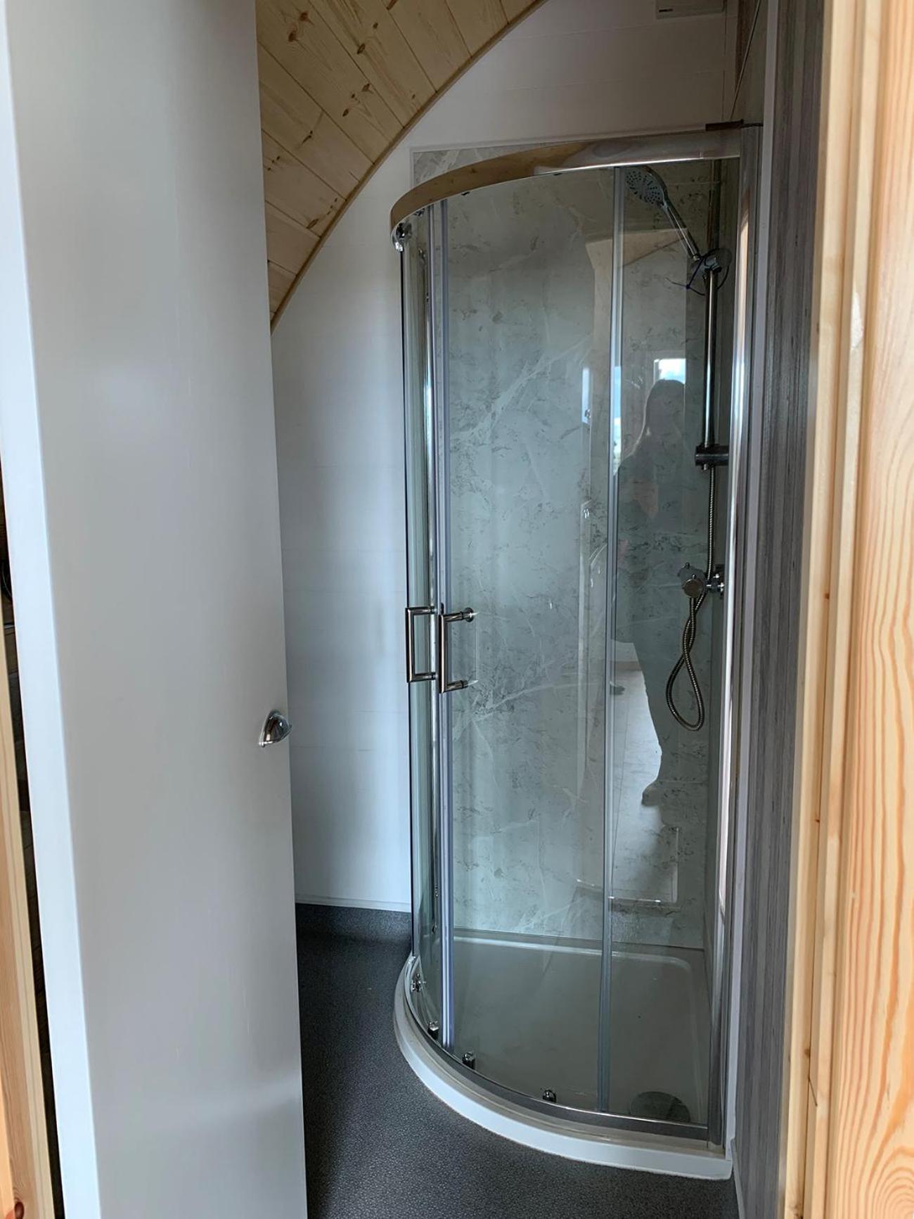 Family Room with Bathroom photo 2