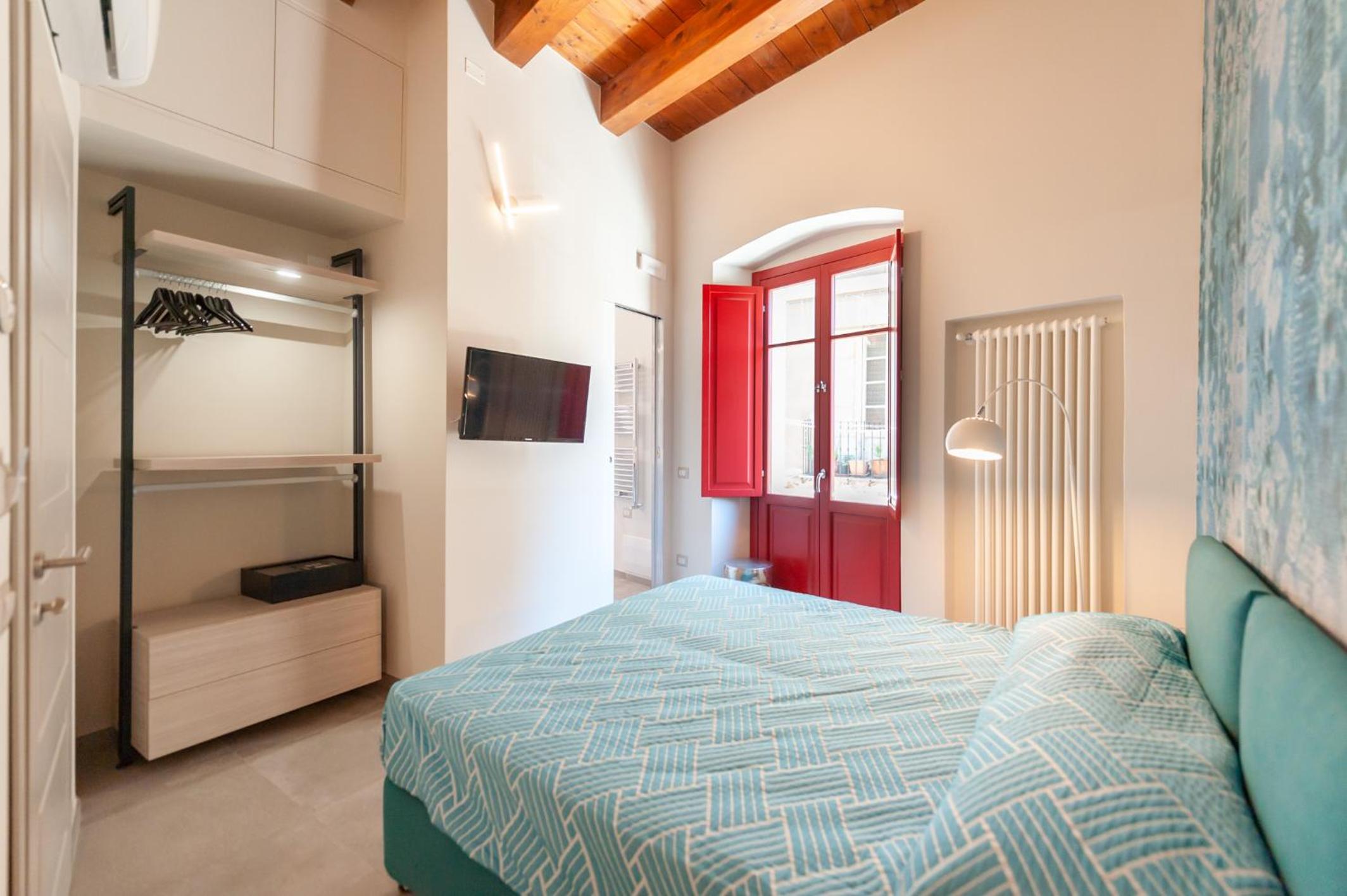 Twin Room with Private Bathroom - Photo 1