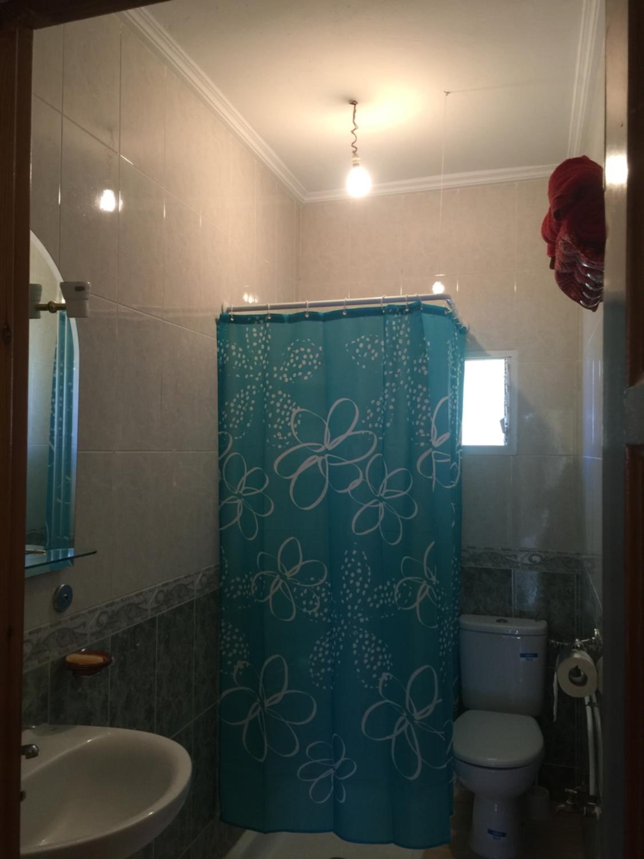 Two-Bedroom House - Photo 31