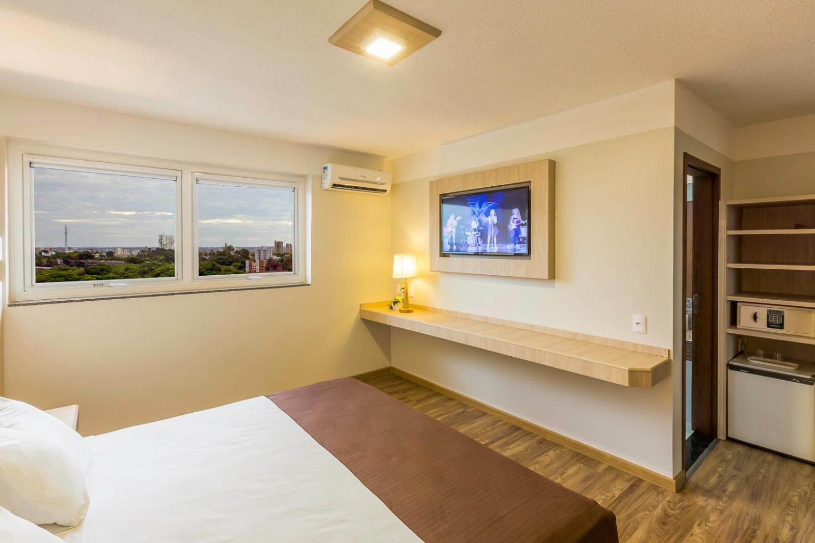 Suite - Photo 5