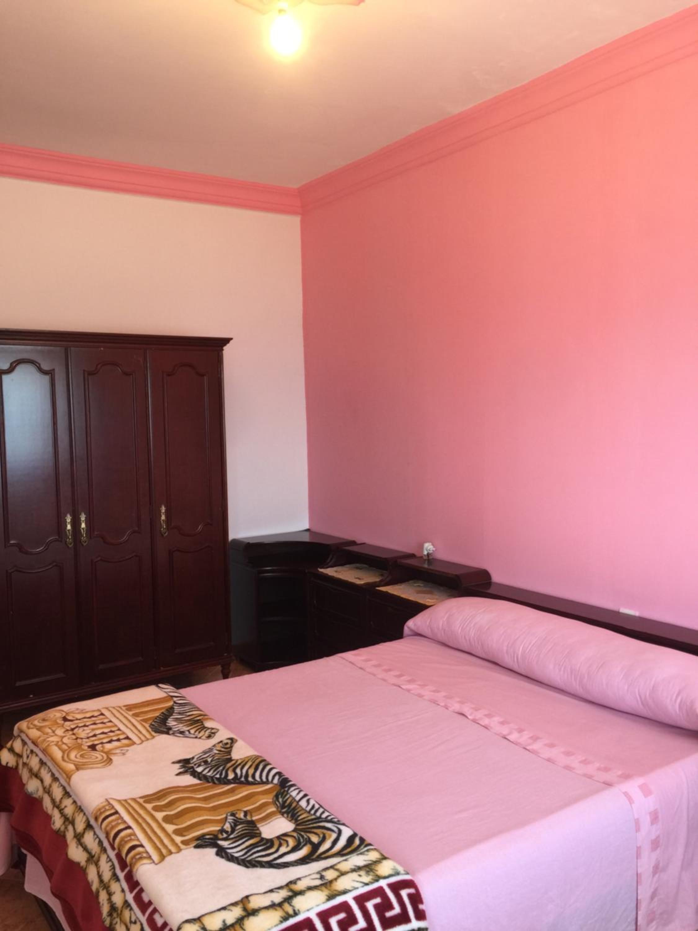 Two-Bedroom House - Photo 1