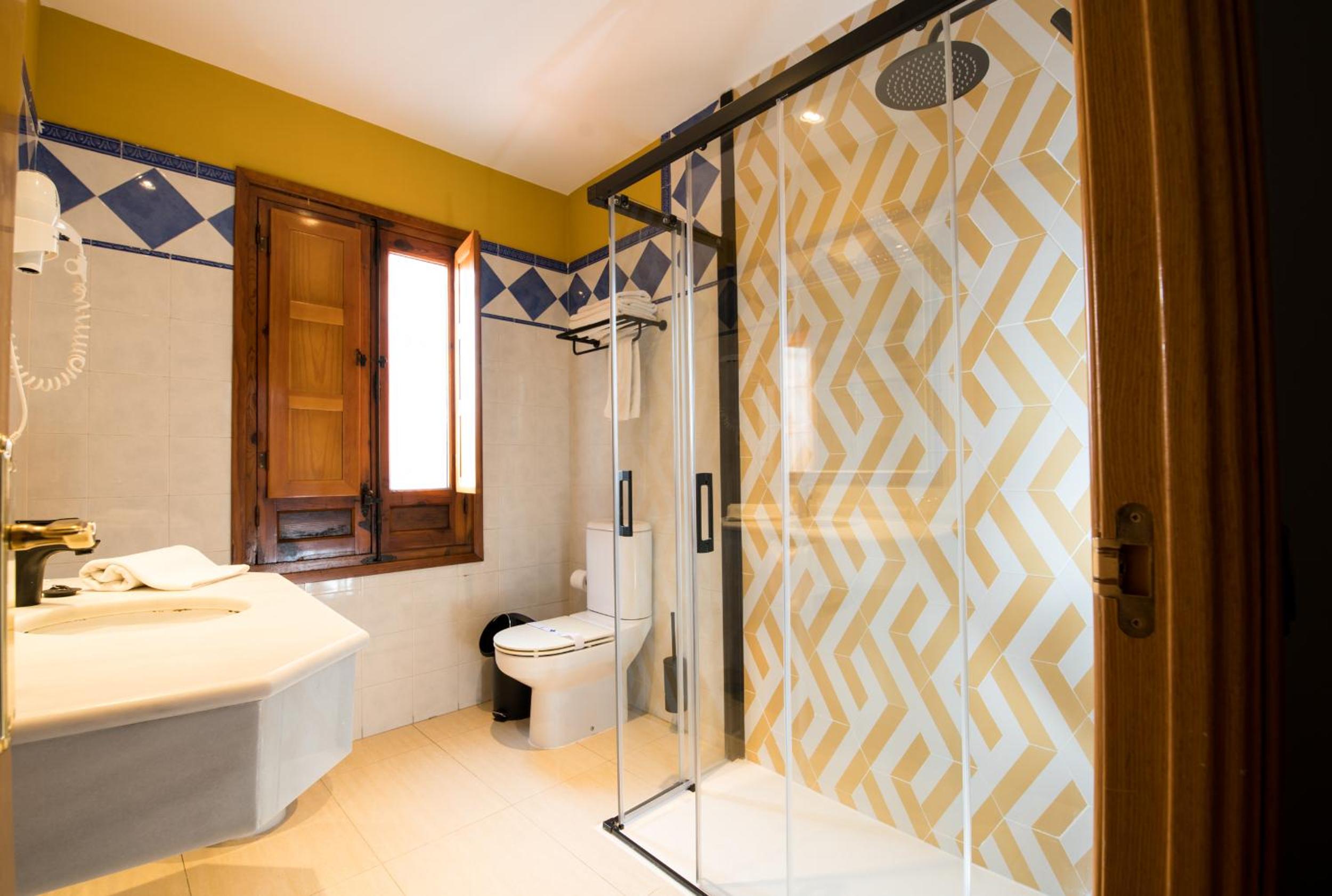 Triple Room - Photo 5