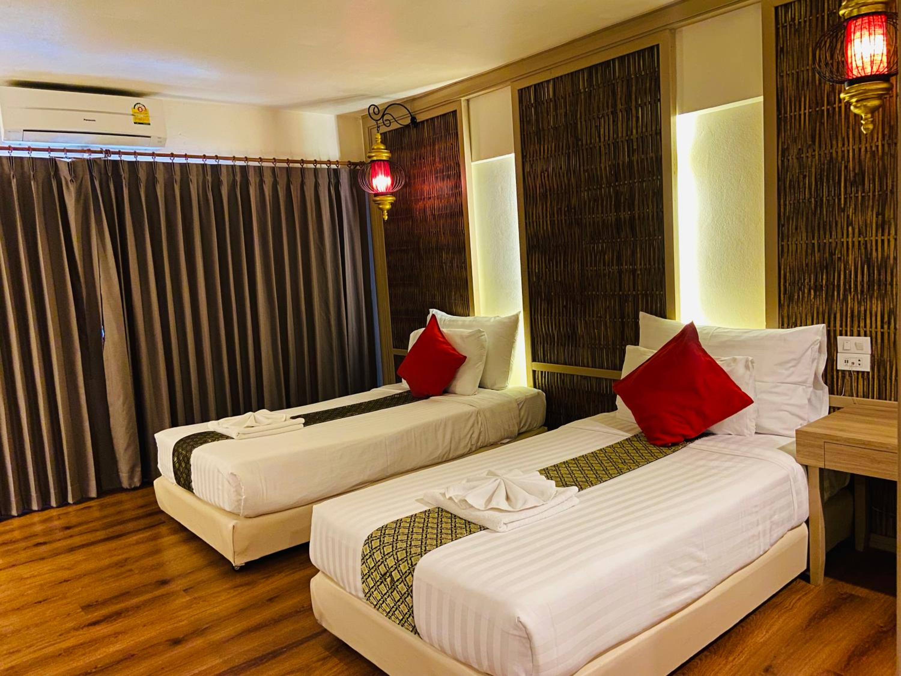 Naga Twin Room - Photo 1