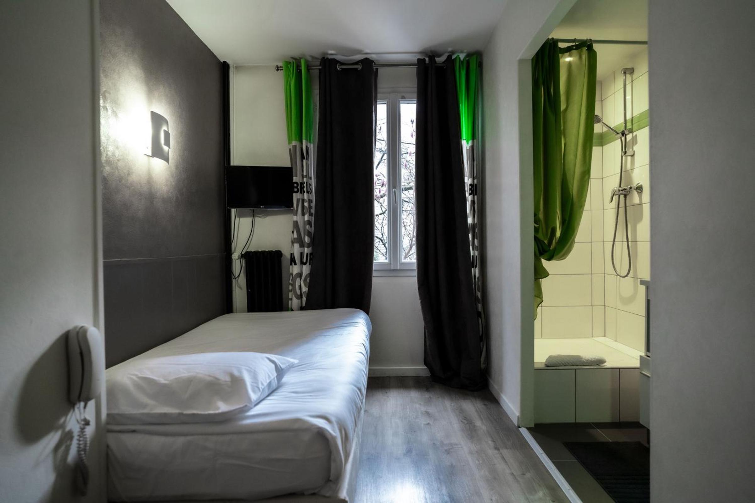 Economy Double Room - Photo 2
