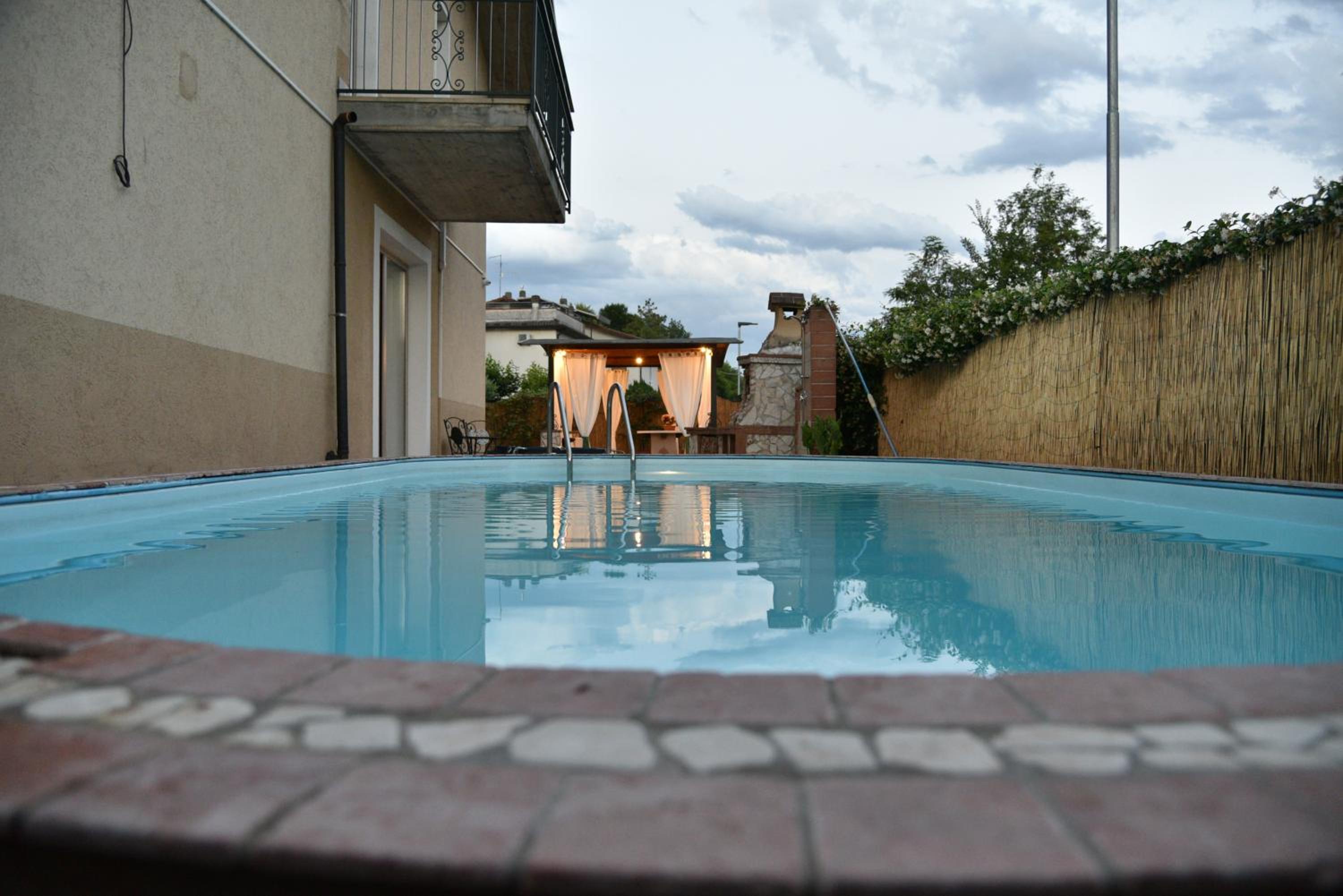Double Room with Spa Bath - Photo 11