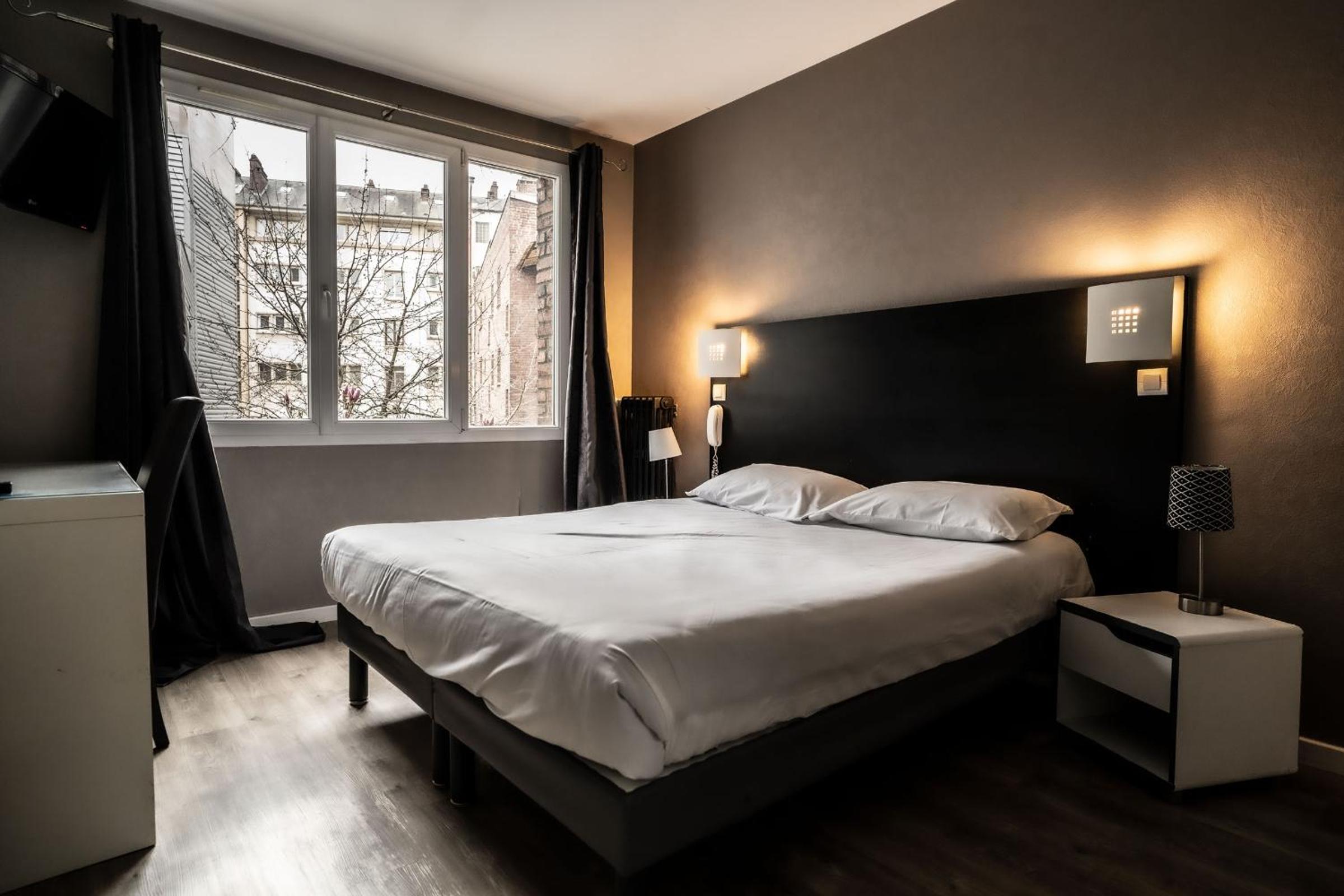 Double Room - Photo 1