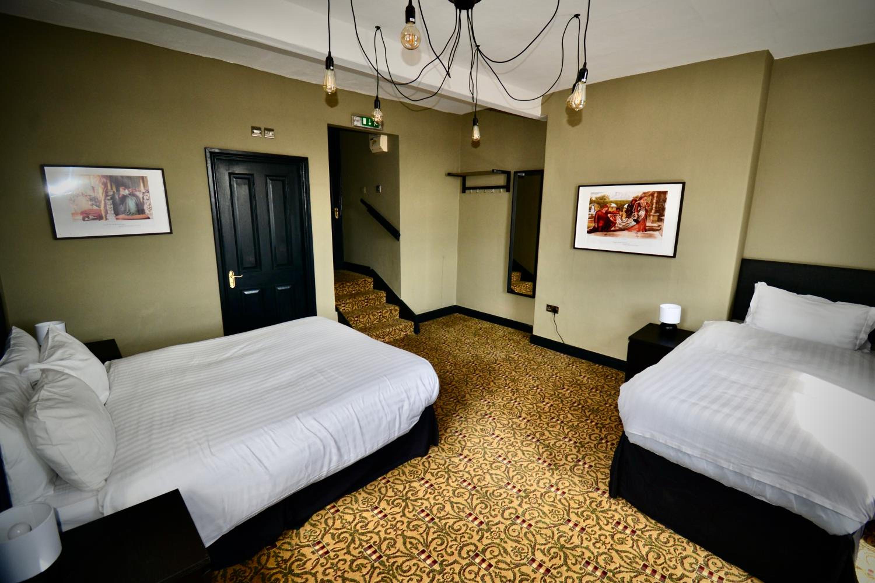 Basic Triple Room - Photo 2