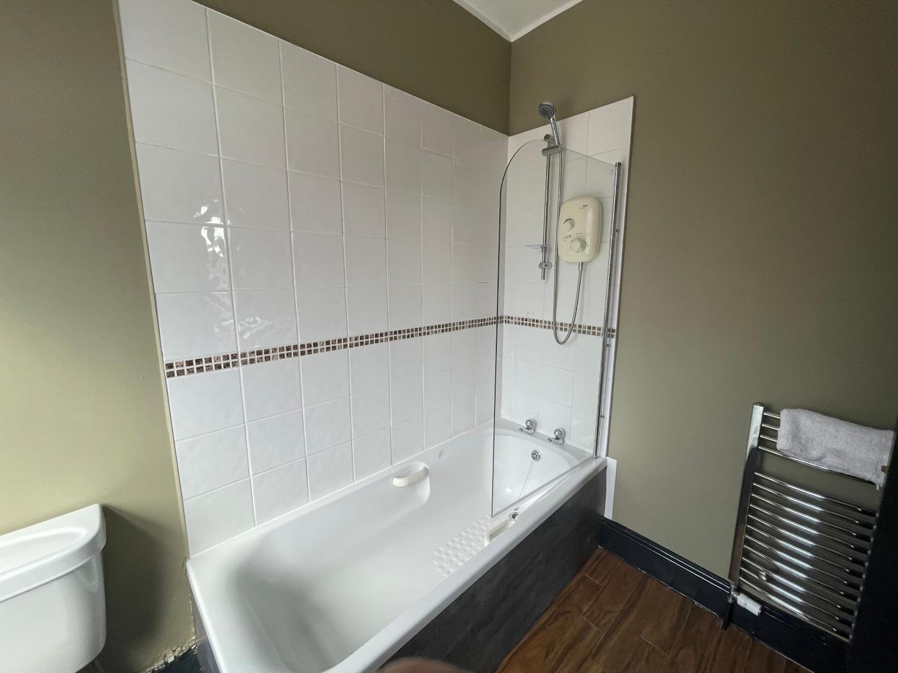 Double Room - Photo 3