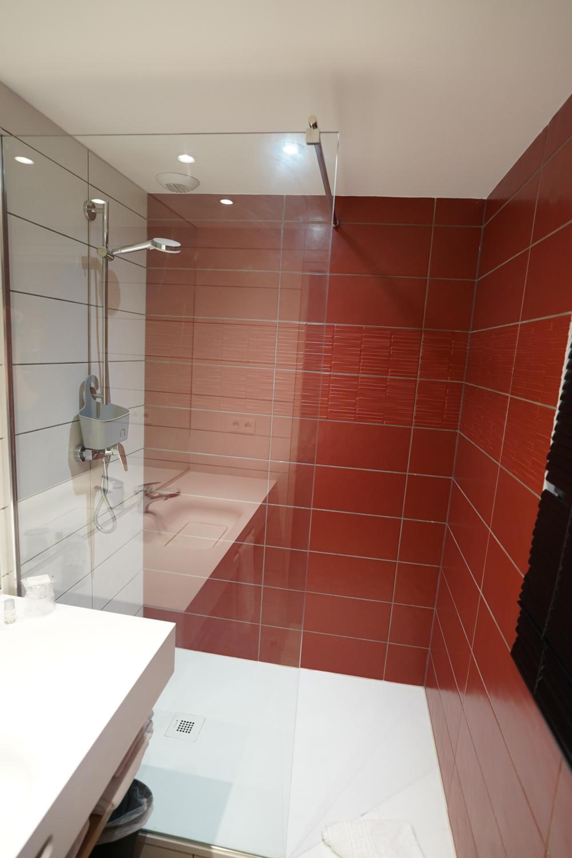 Double or Twin Room - Photo 14