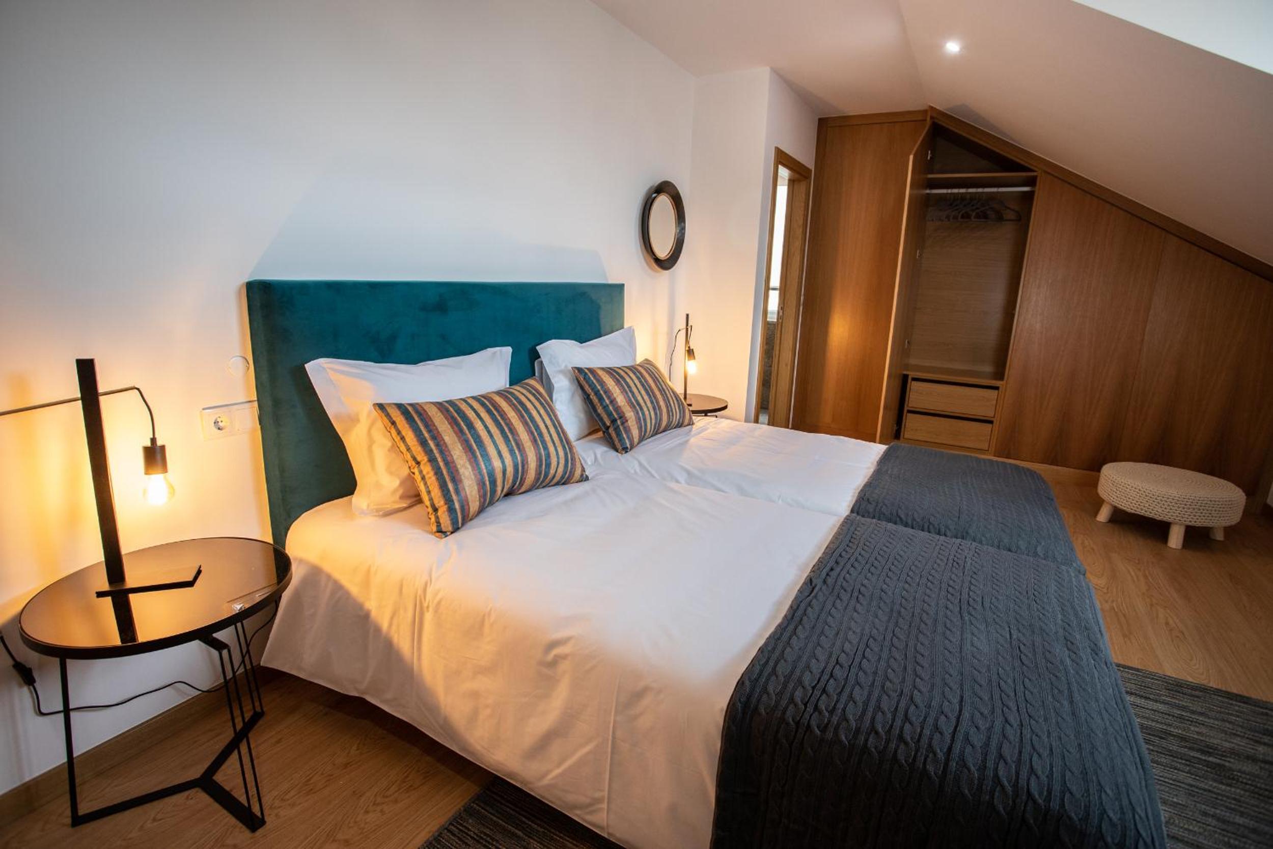 Standard Twin Room - Photo 2