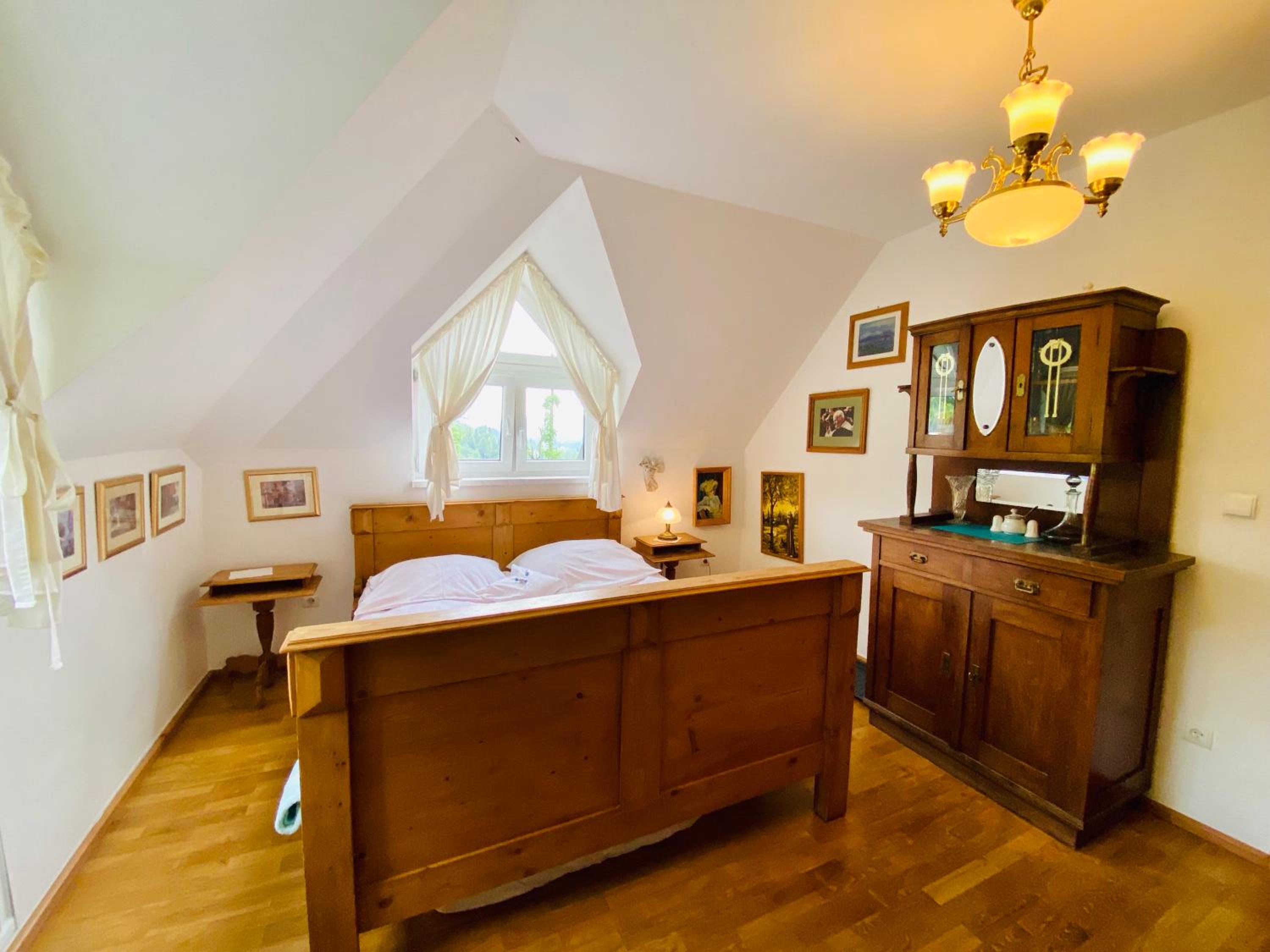 Small Double Room photo 2
