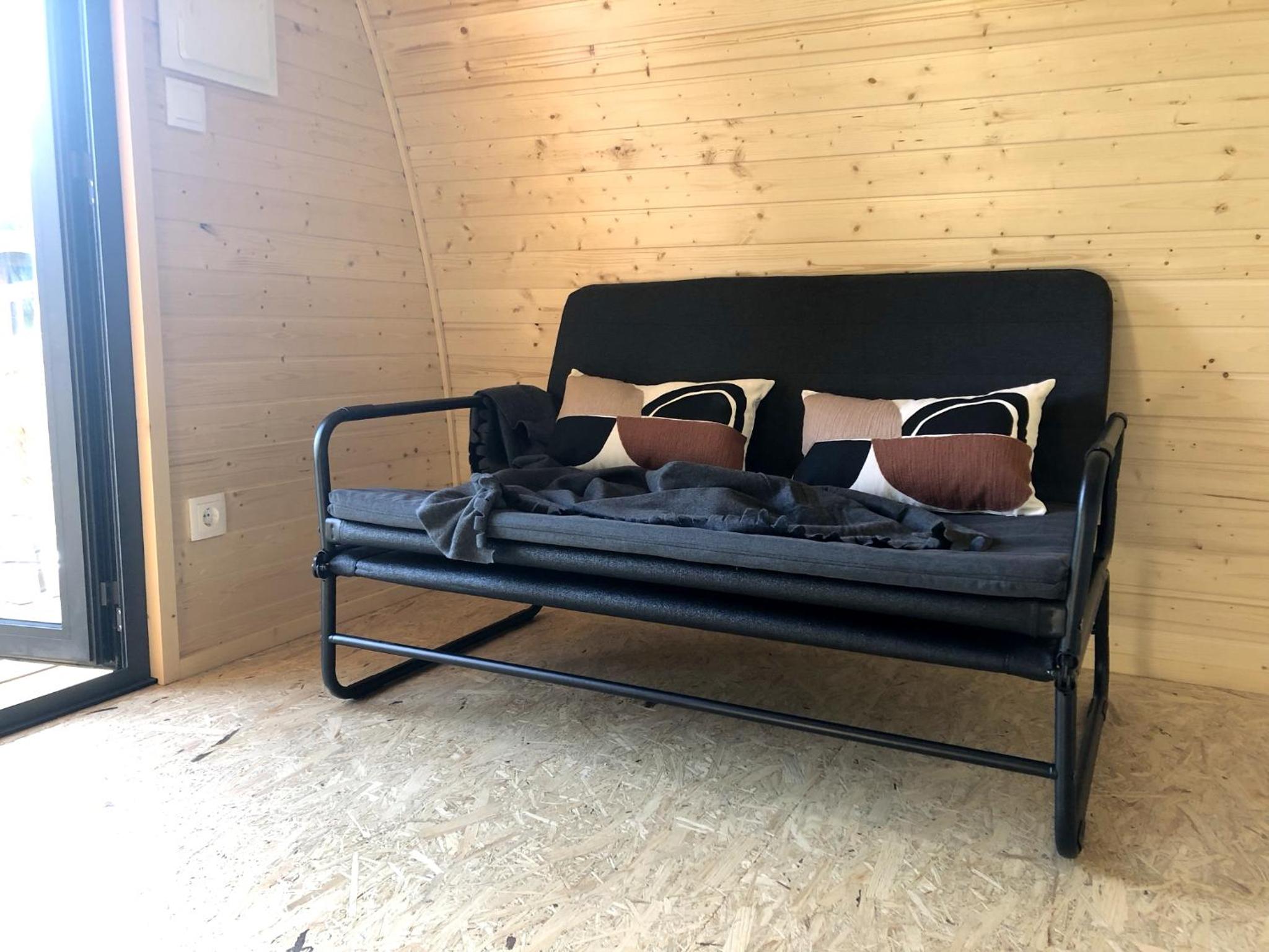 Bungalow with Garden View - Photo 5