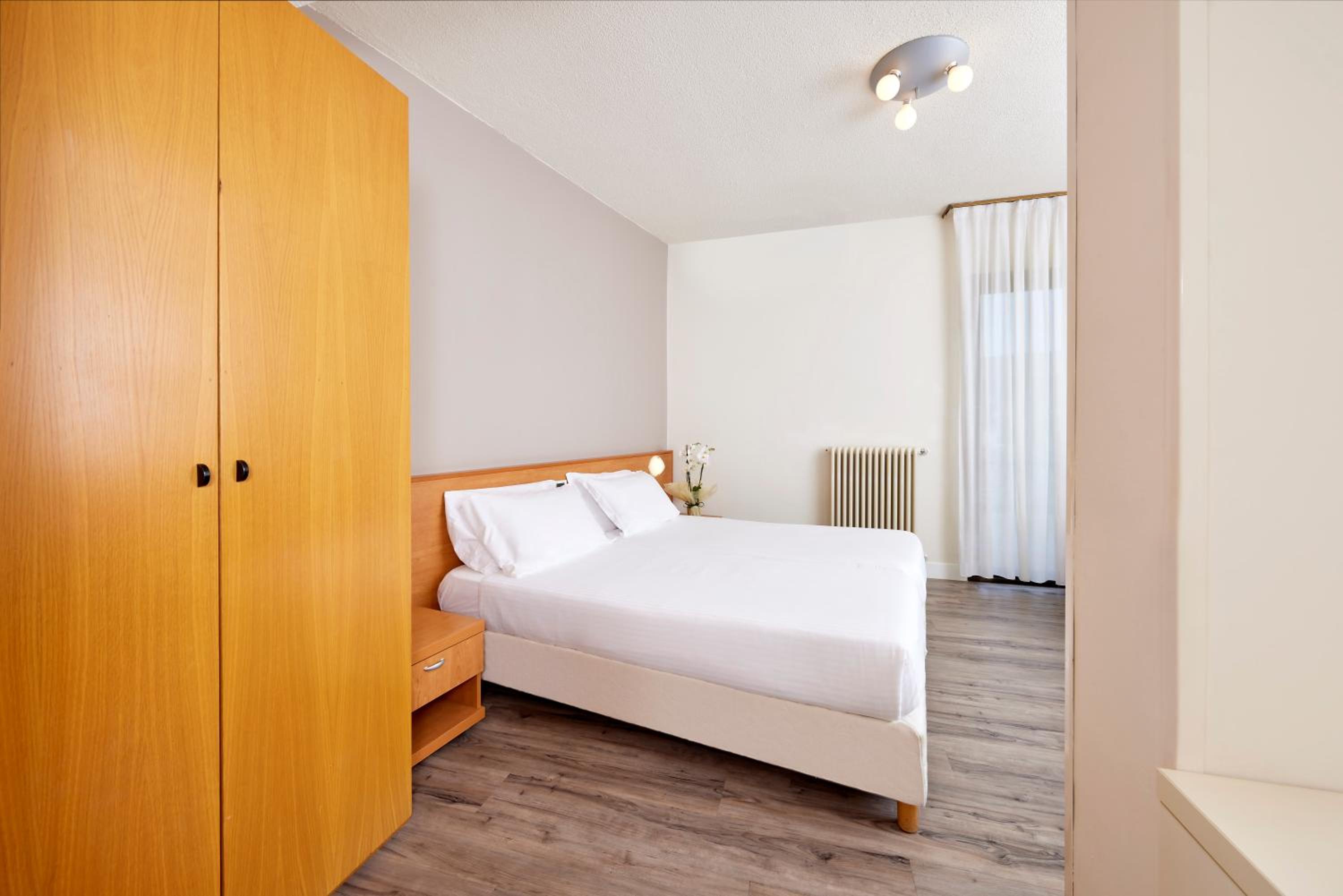 Standard Triple Room photo 3