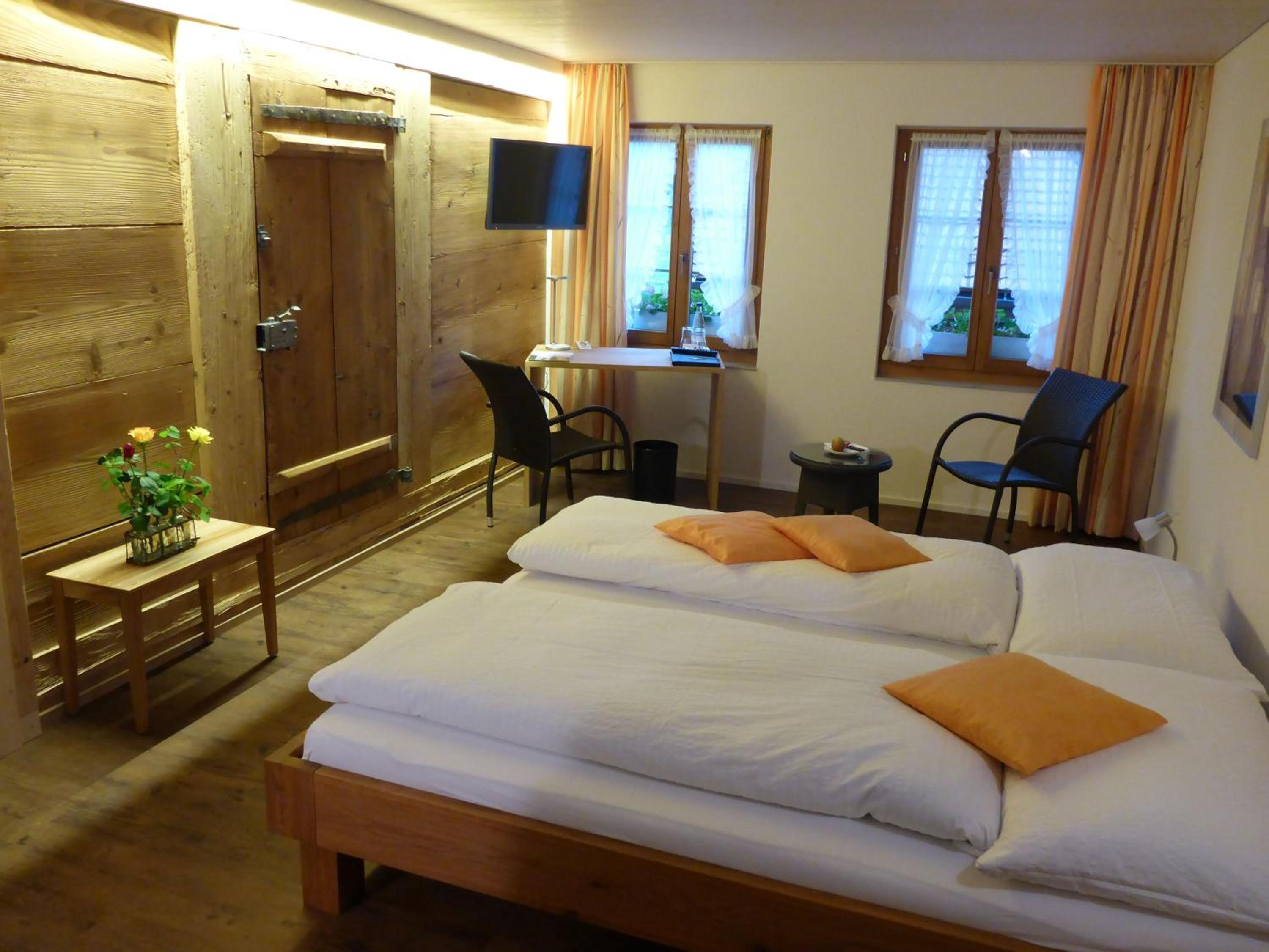 Double Room - Photo 13