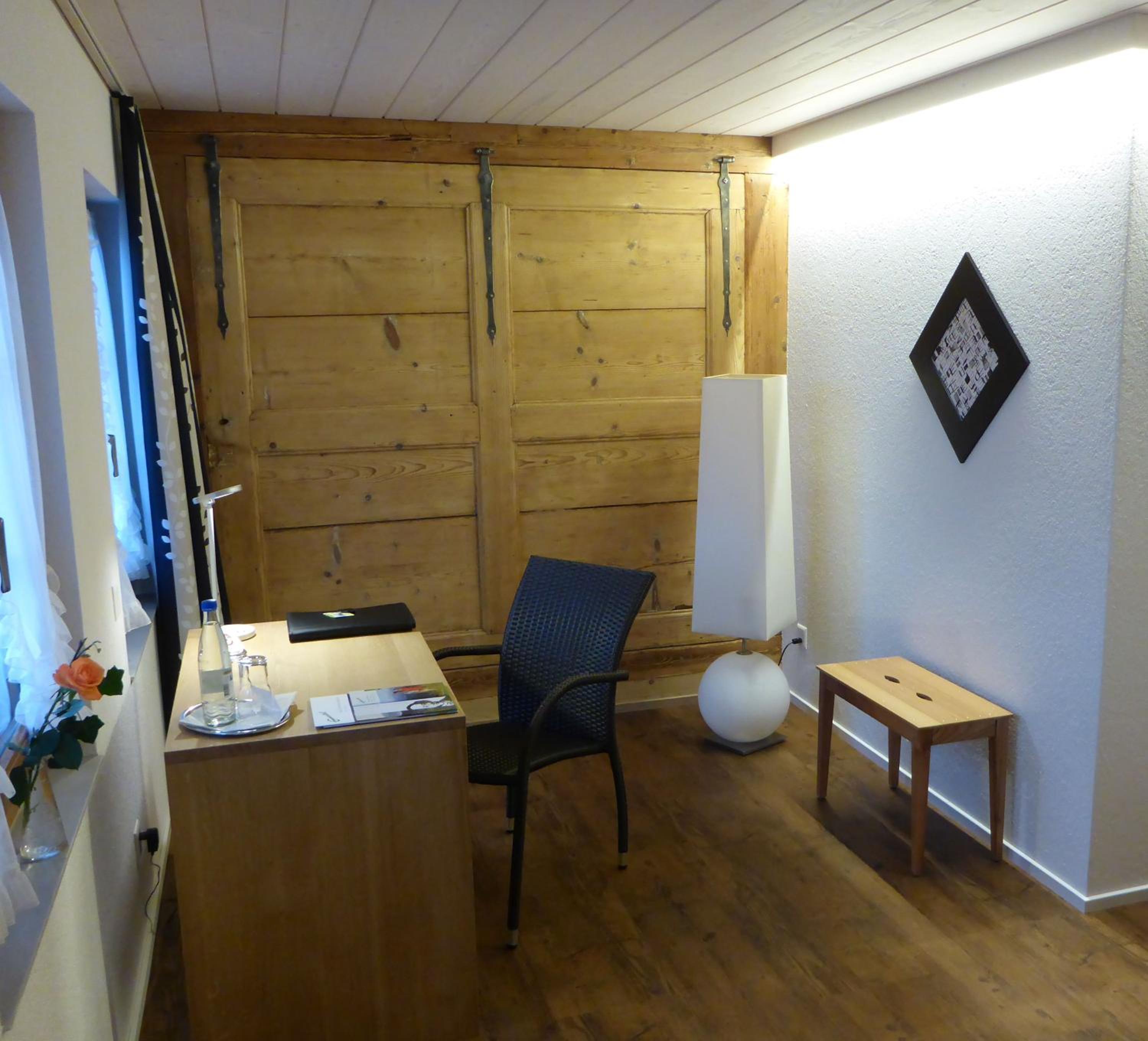 Double Room - Photo 12