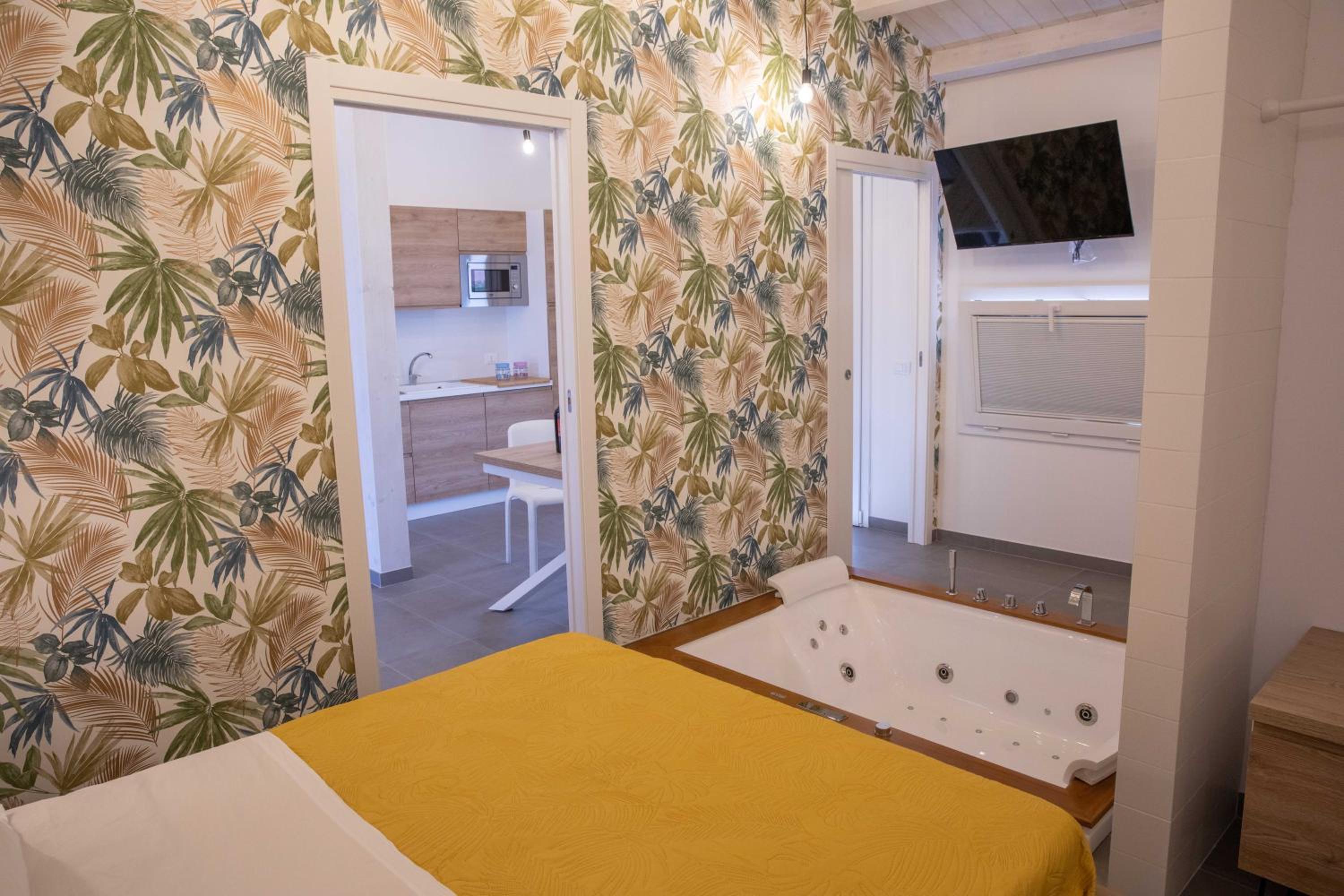 Double Room with Spa Bath