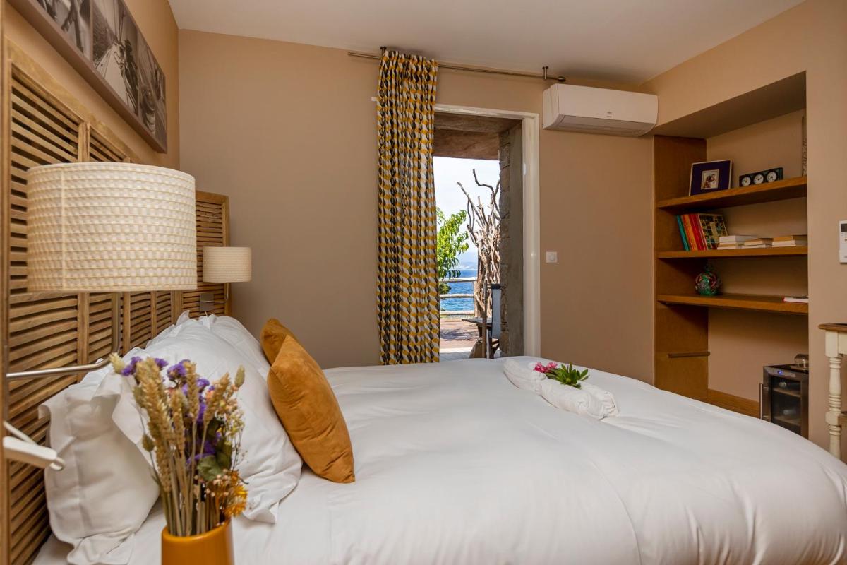 Double Room with Sea View photo 3