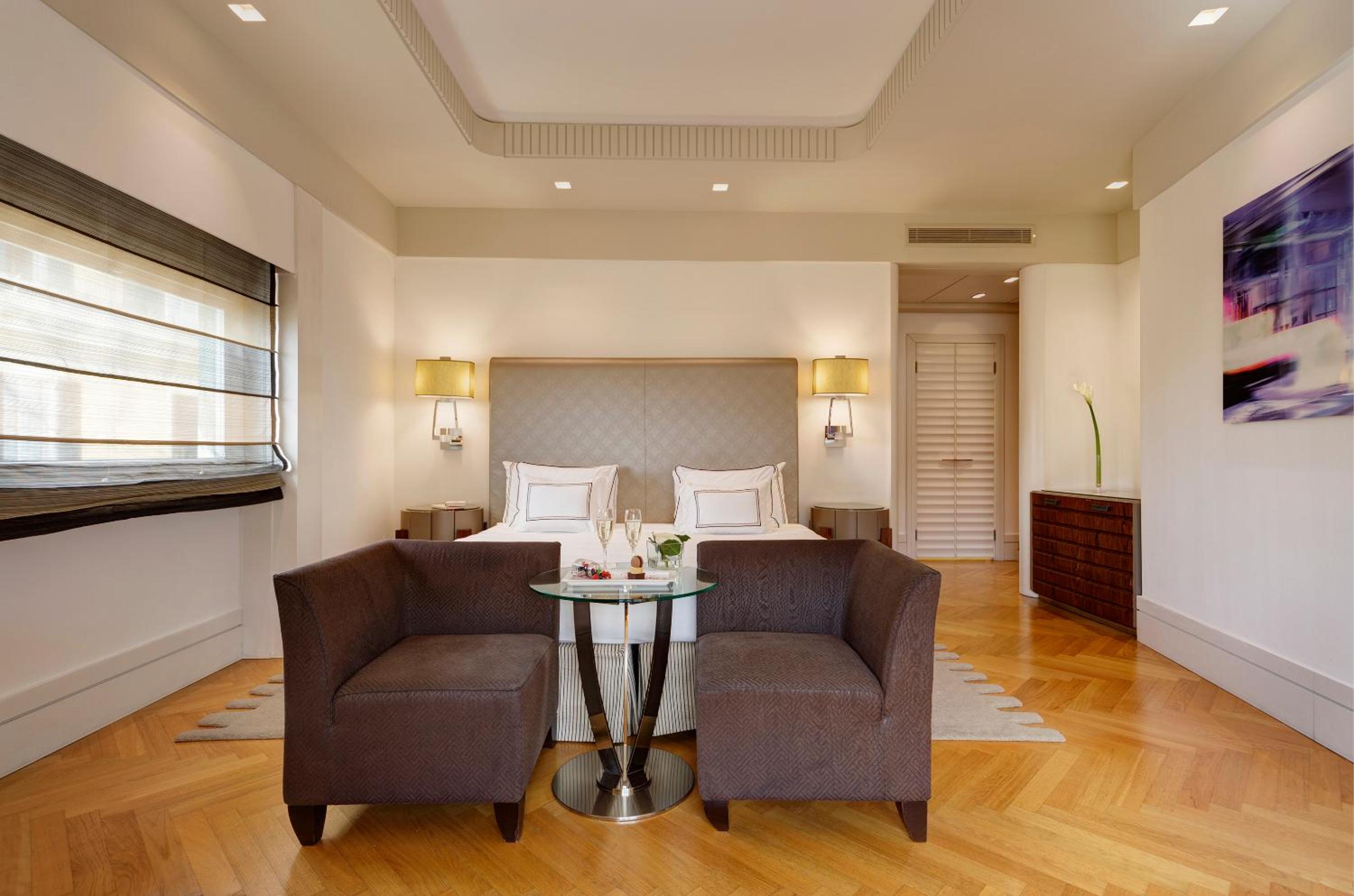 Supreme Room with Spa Access - Photo 1