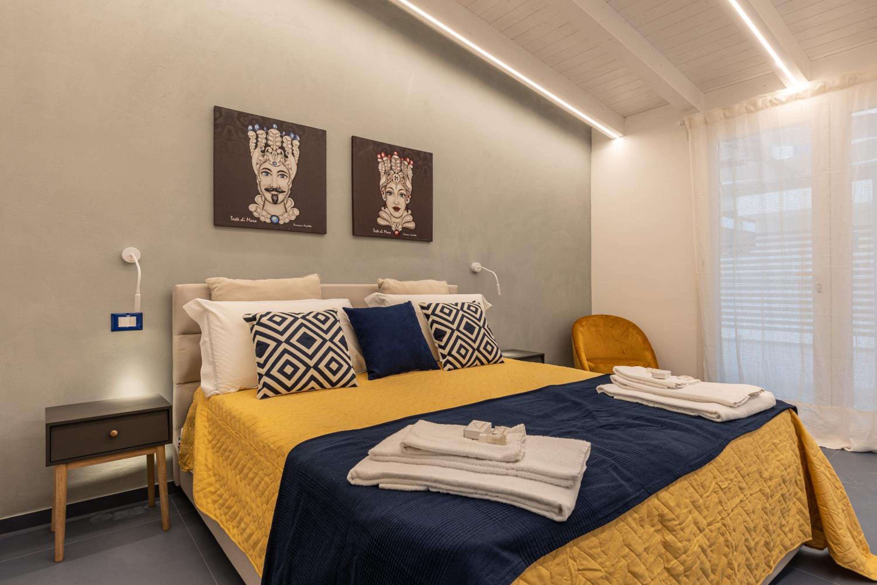 King Room with Pool View - Photo 1
