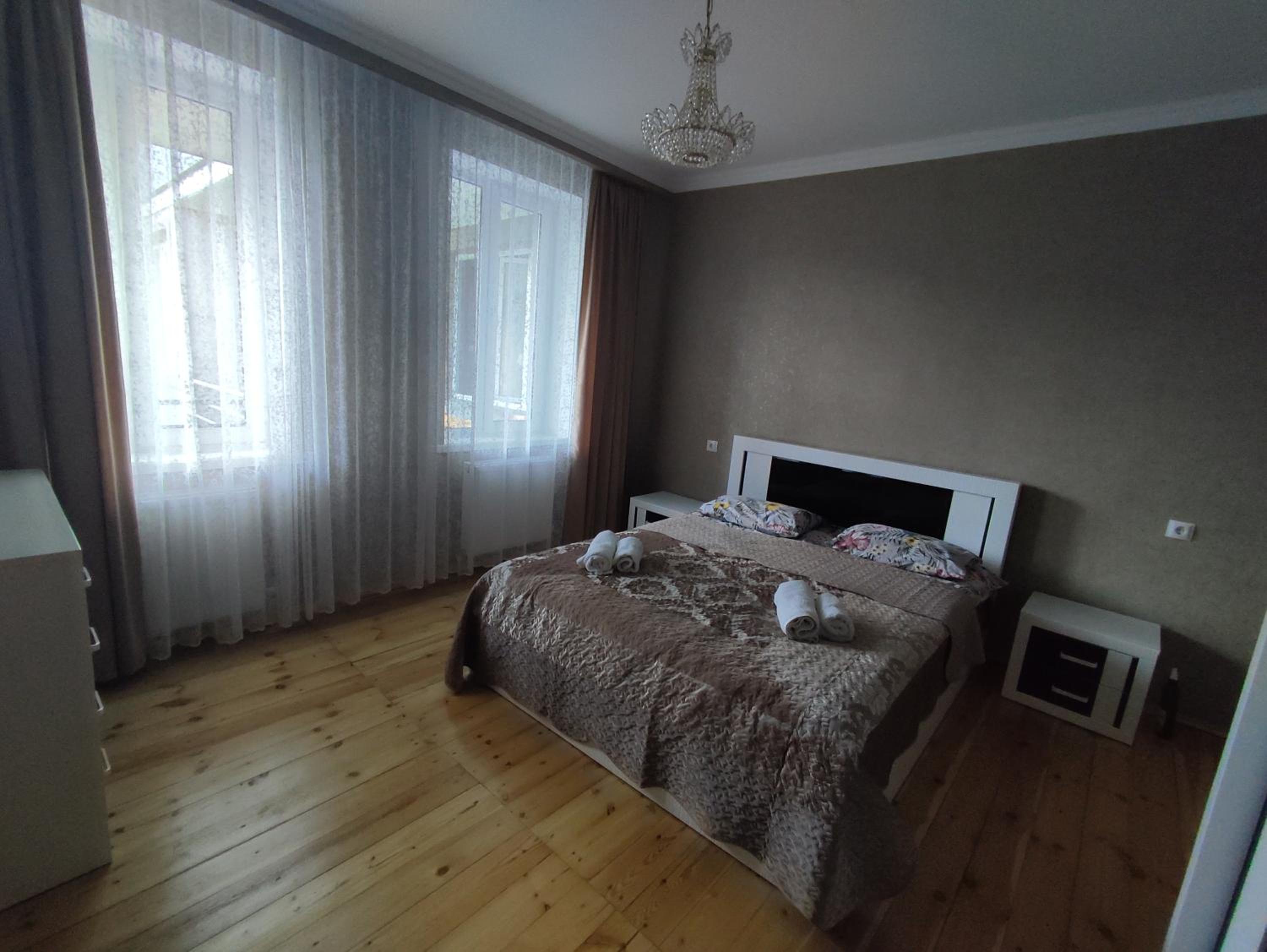Deluxe Double Room (2 Adults + 1 Child)