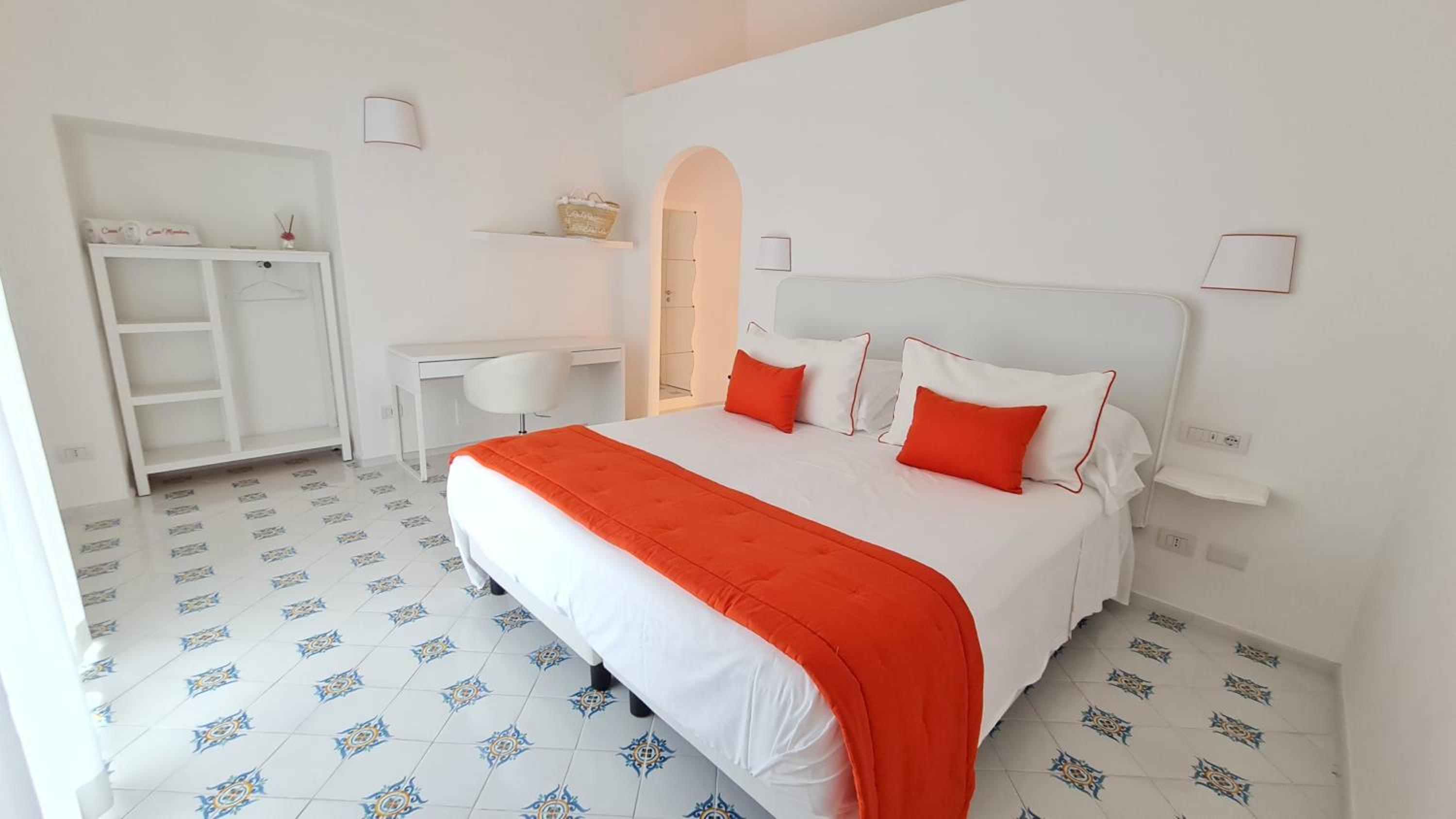 Double or Twin Room with Terrace photo 3