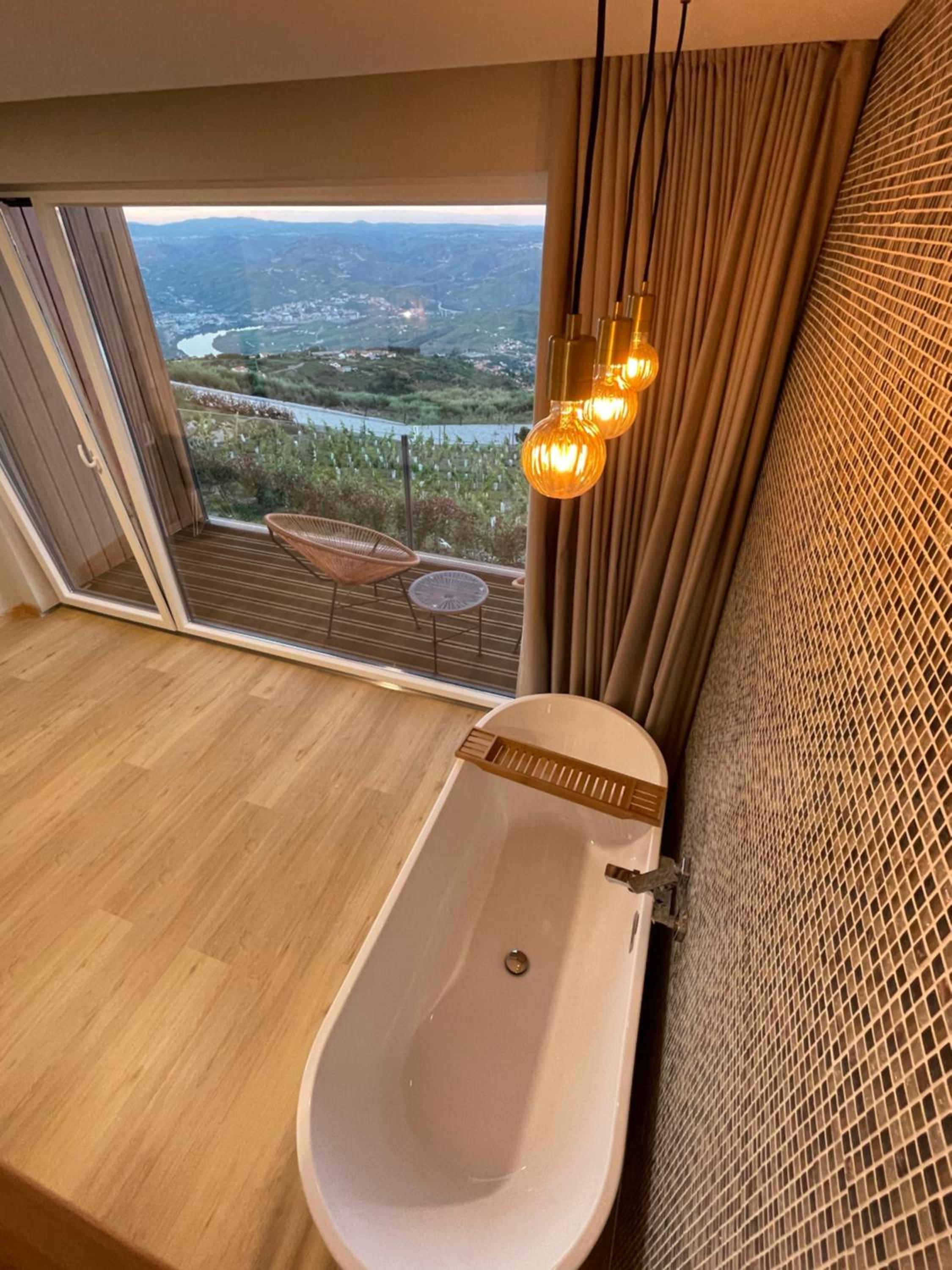 Deluxe Bungalow - Photo 2