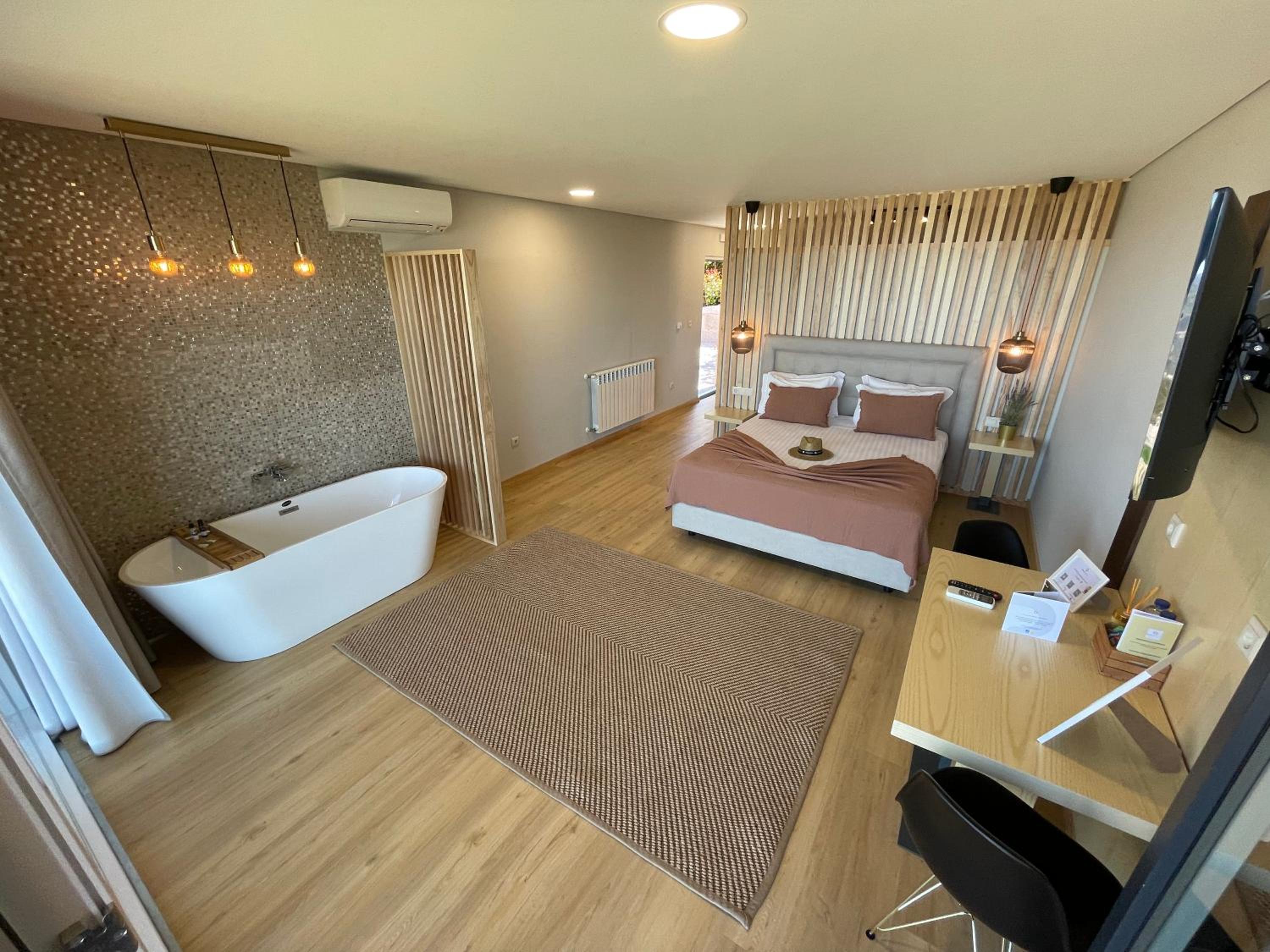 Deluxe Bungalow - Photo 1