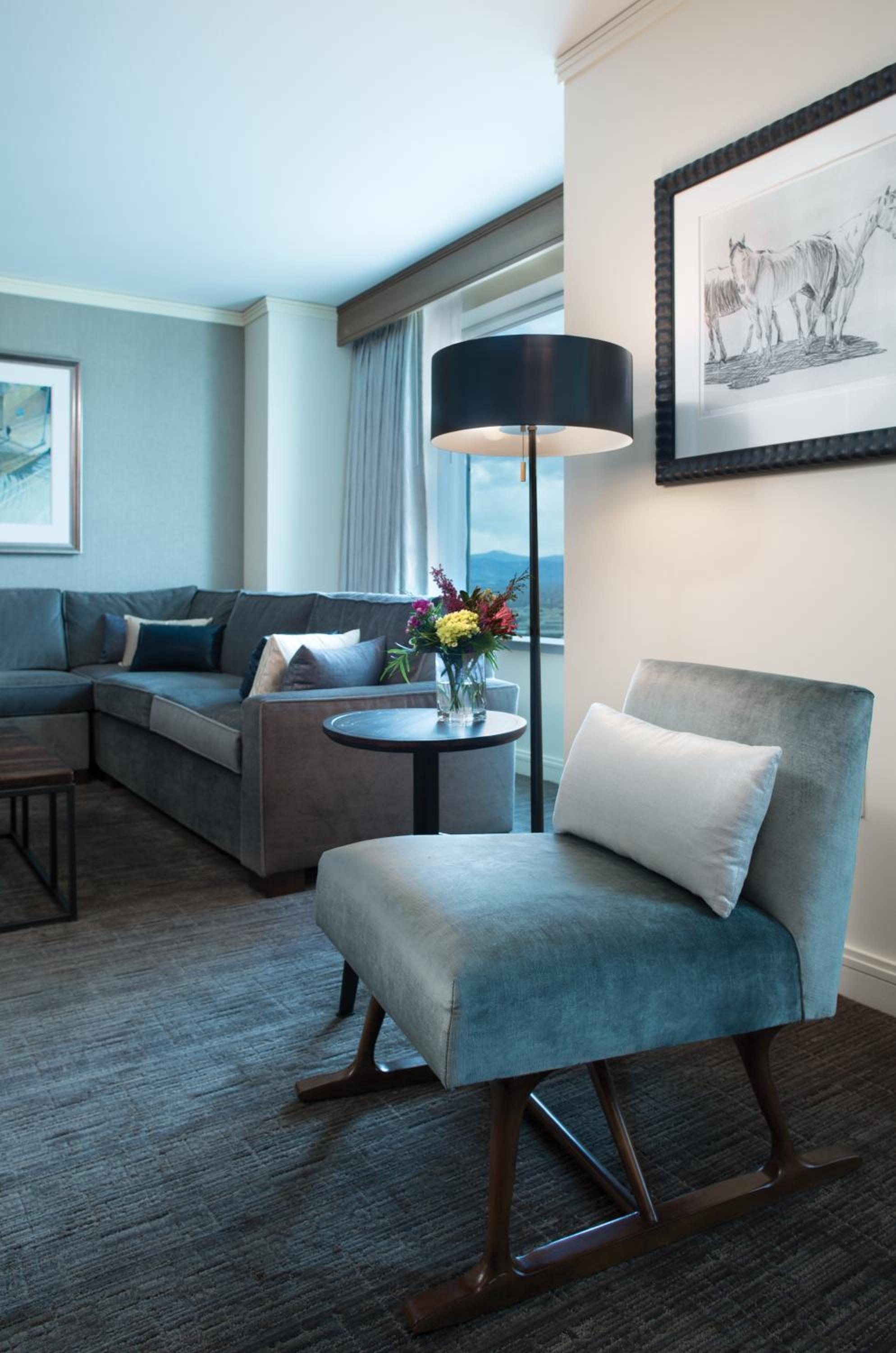 Queen Room with Two Queen Beds and Bath Tub - Mobility Access