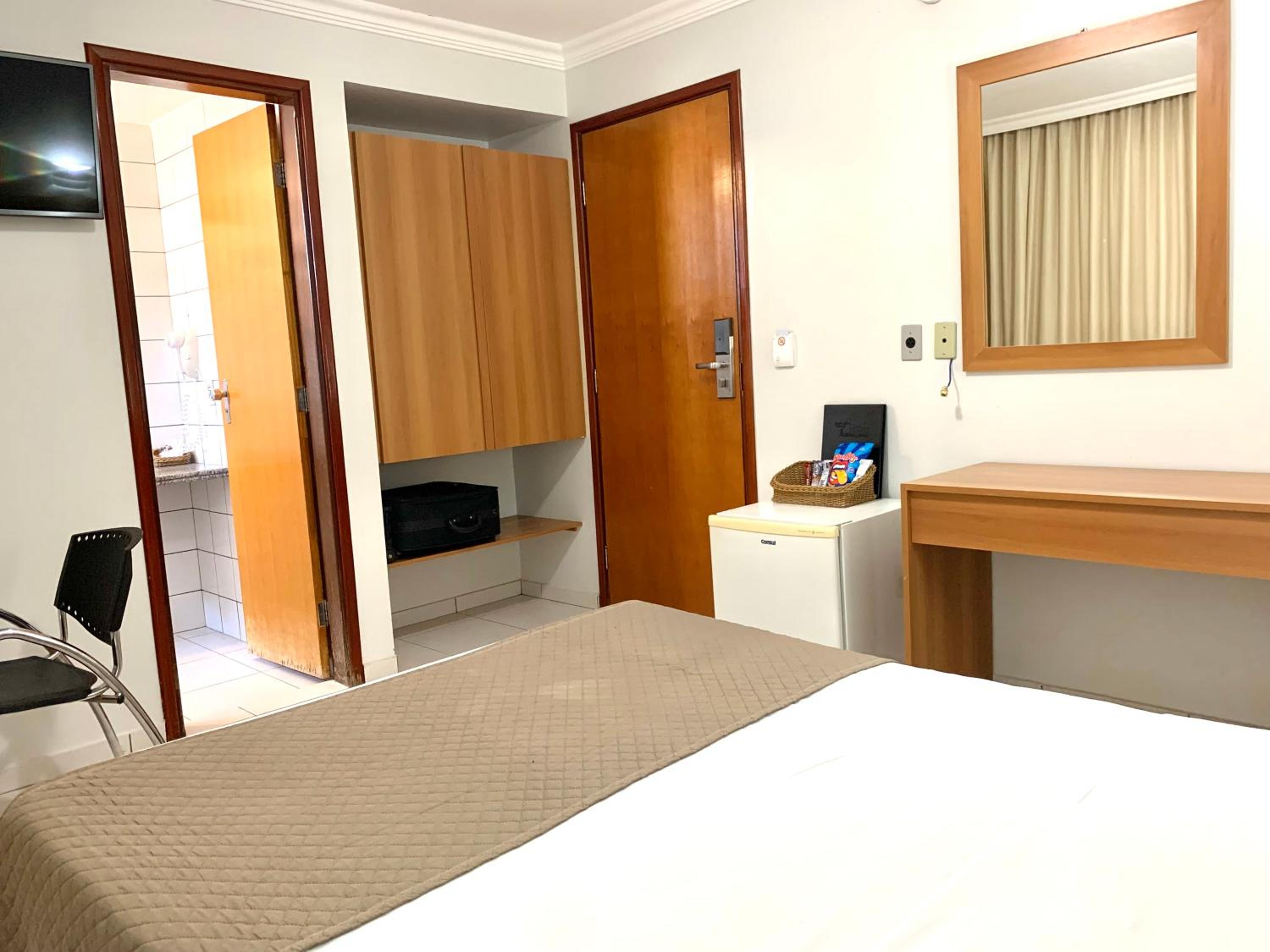 Deluxe Double Room with Shower