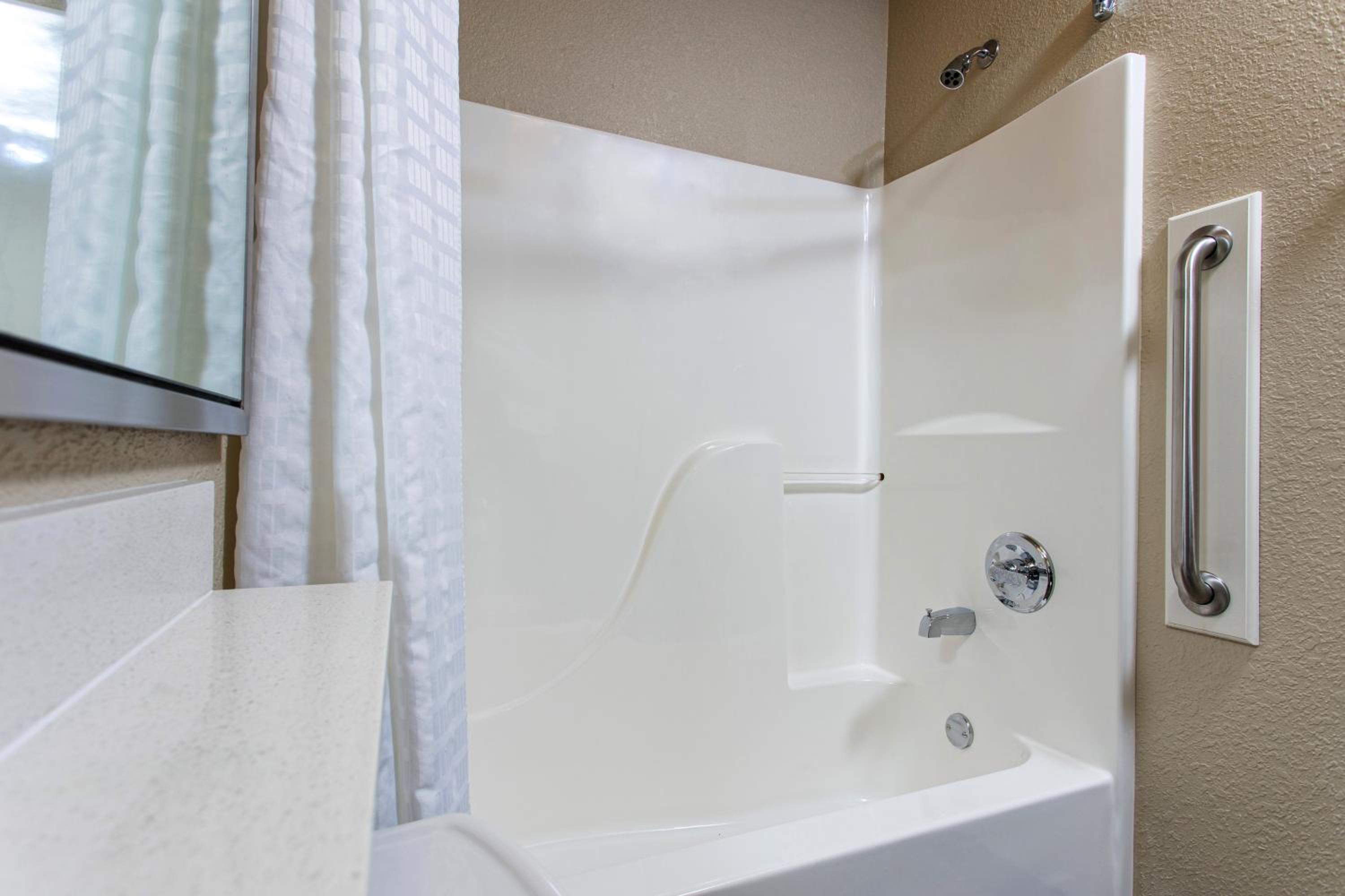 Standard Room - Photo 11