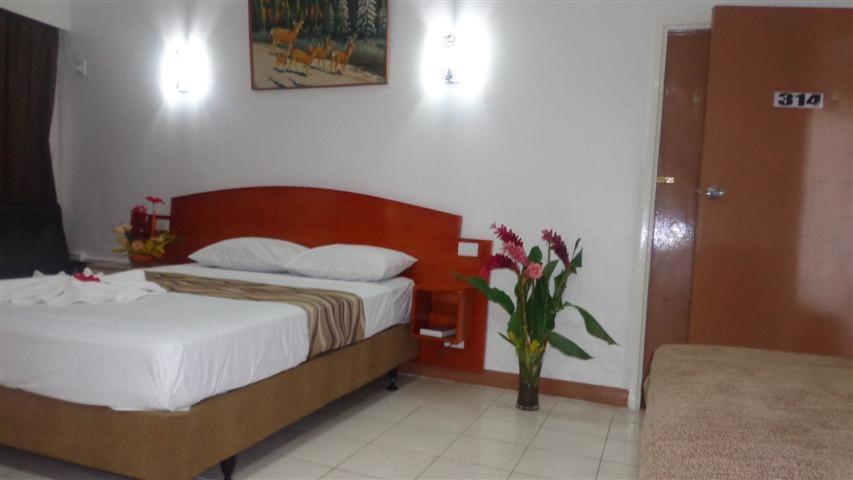 Superior Double or Twin Room - Photo 7