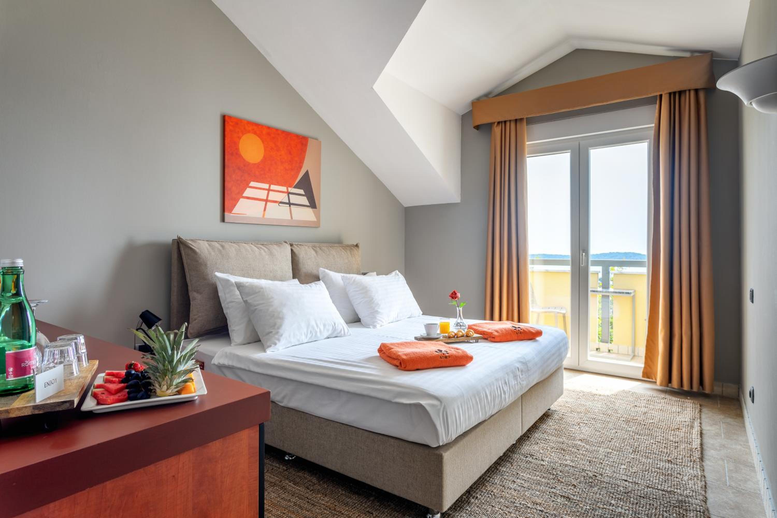 Superior Double or Twin Room - Annex - Photo 1