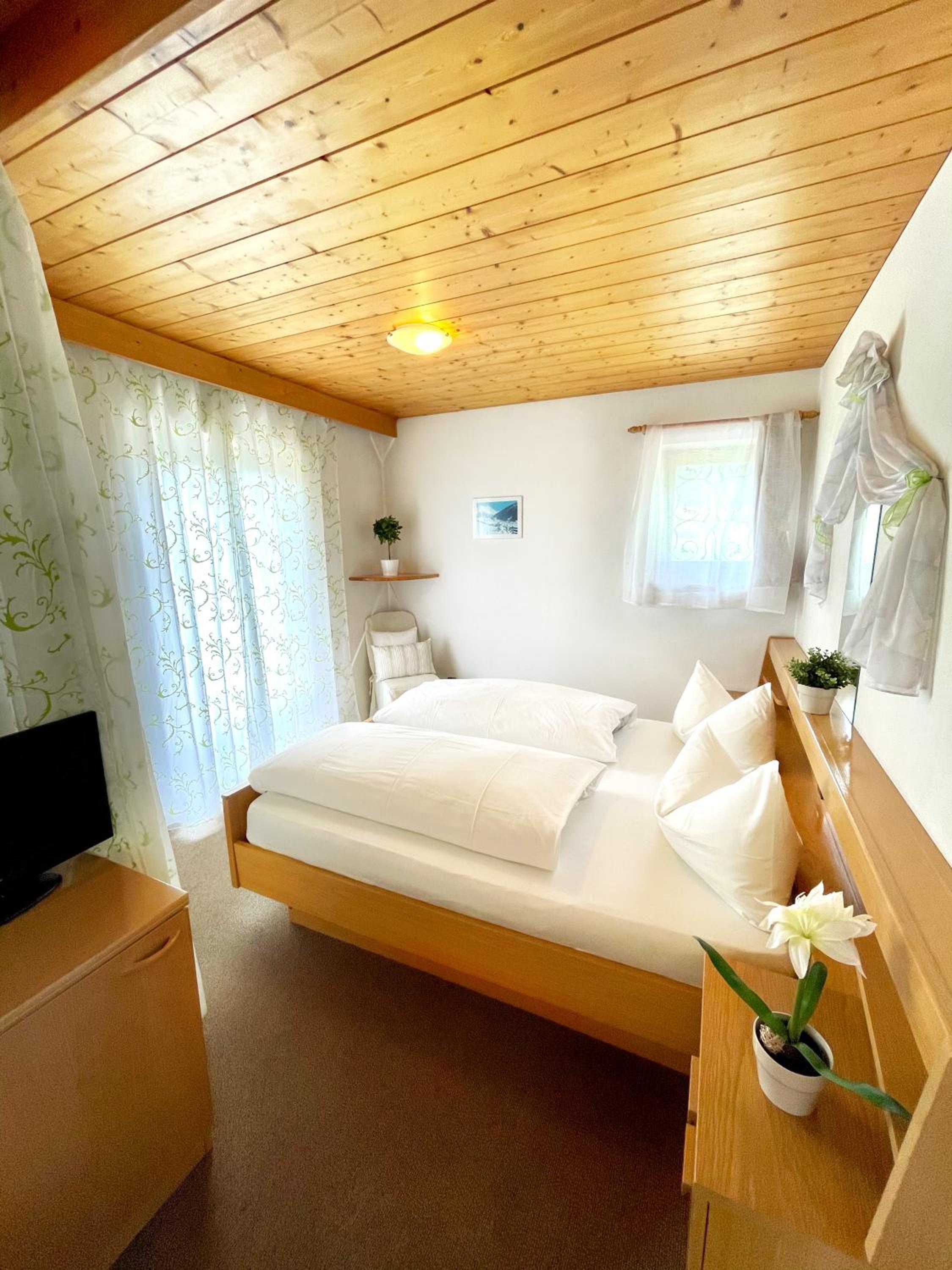 Apartment with Garden View - Photo 1