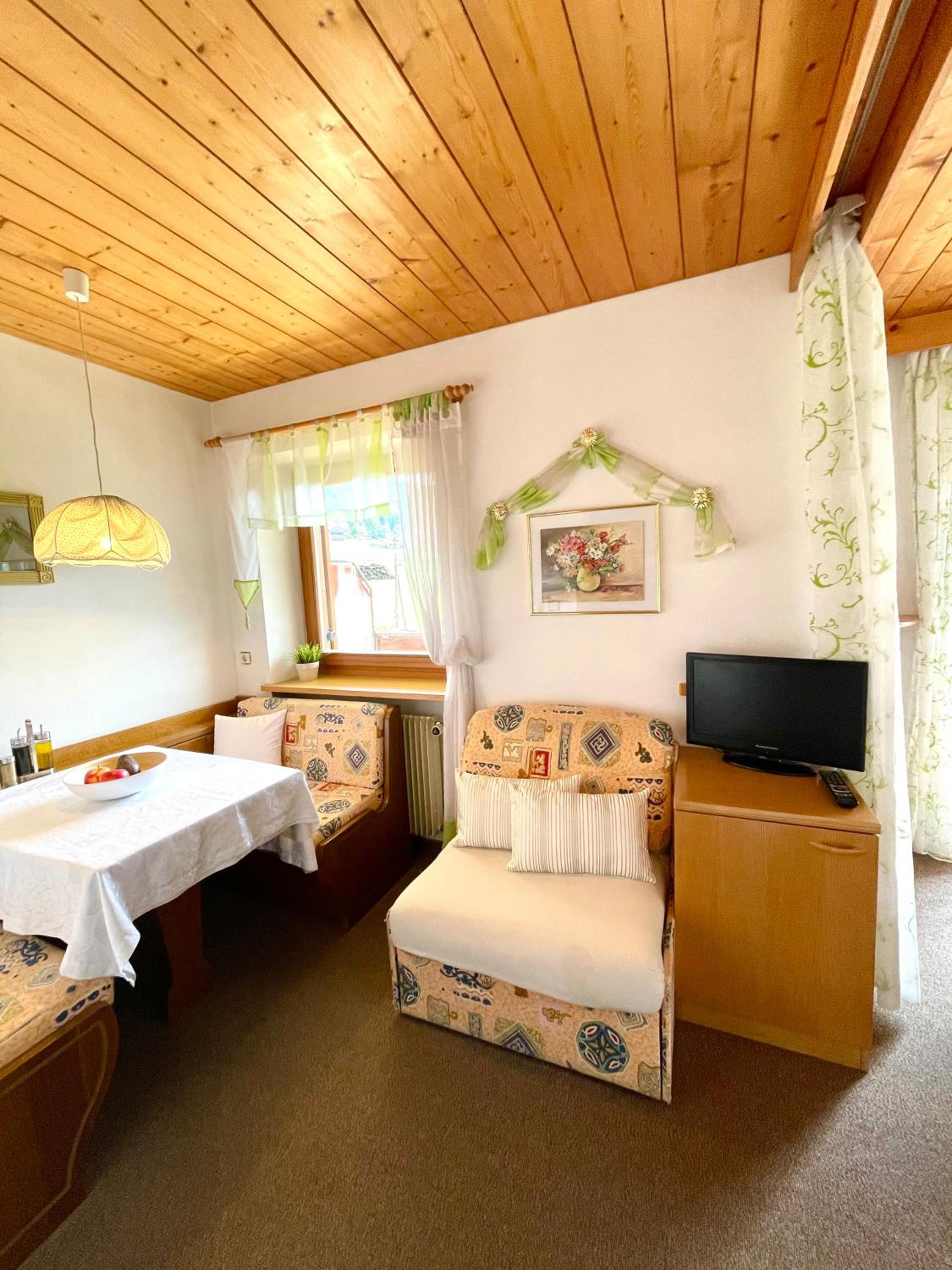Apartment with Garden View - Photo 8