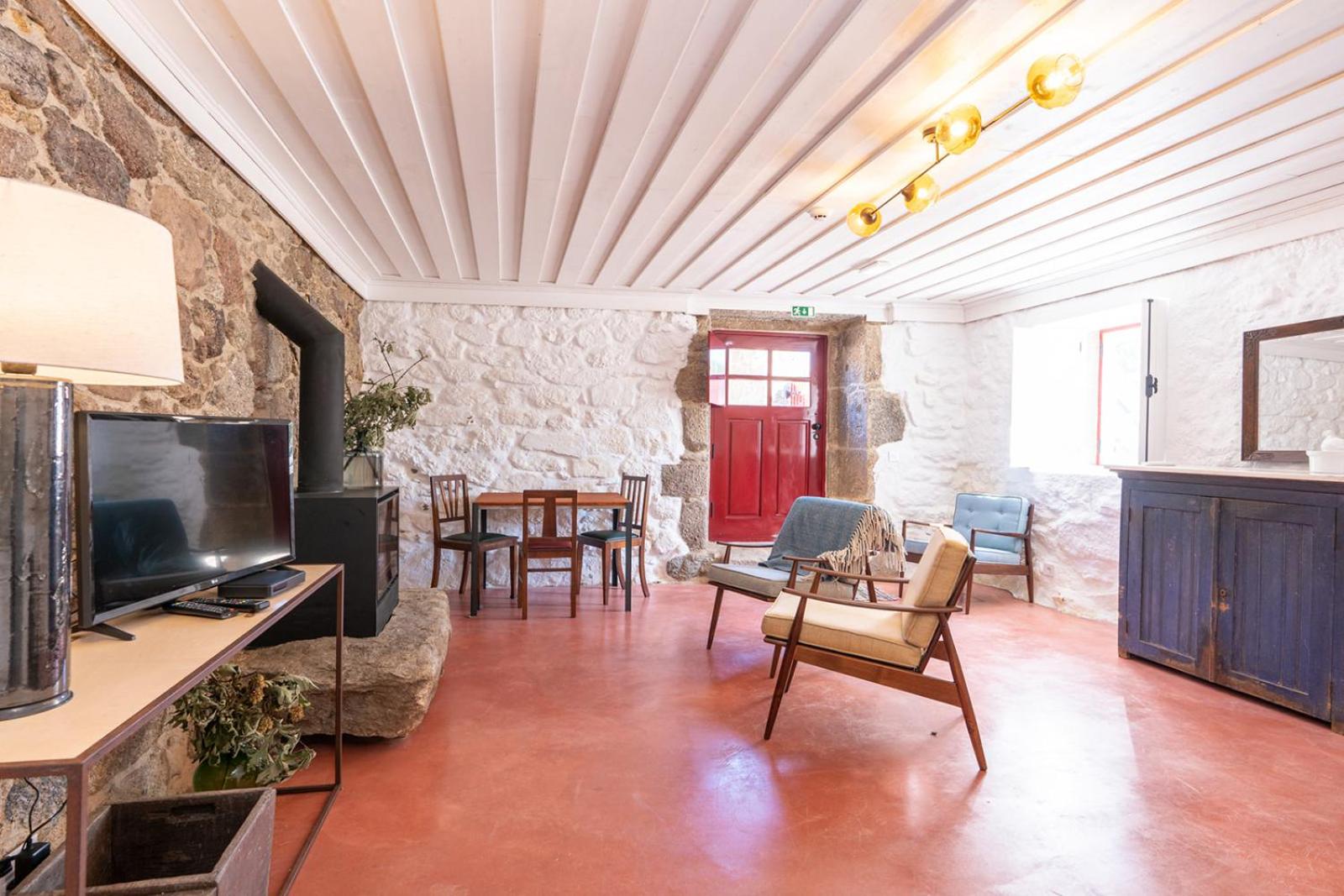 Duplex Apartment - Photo 4