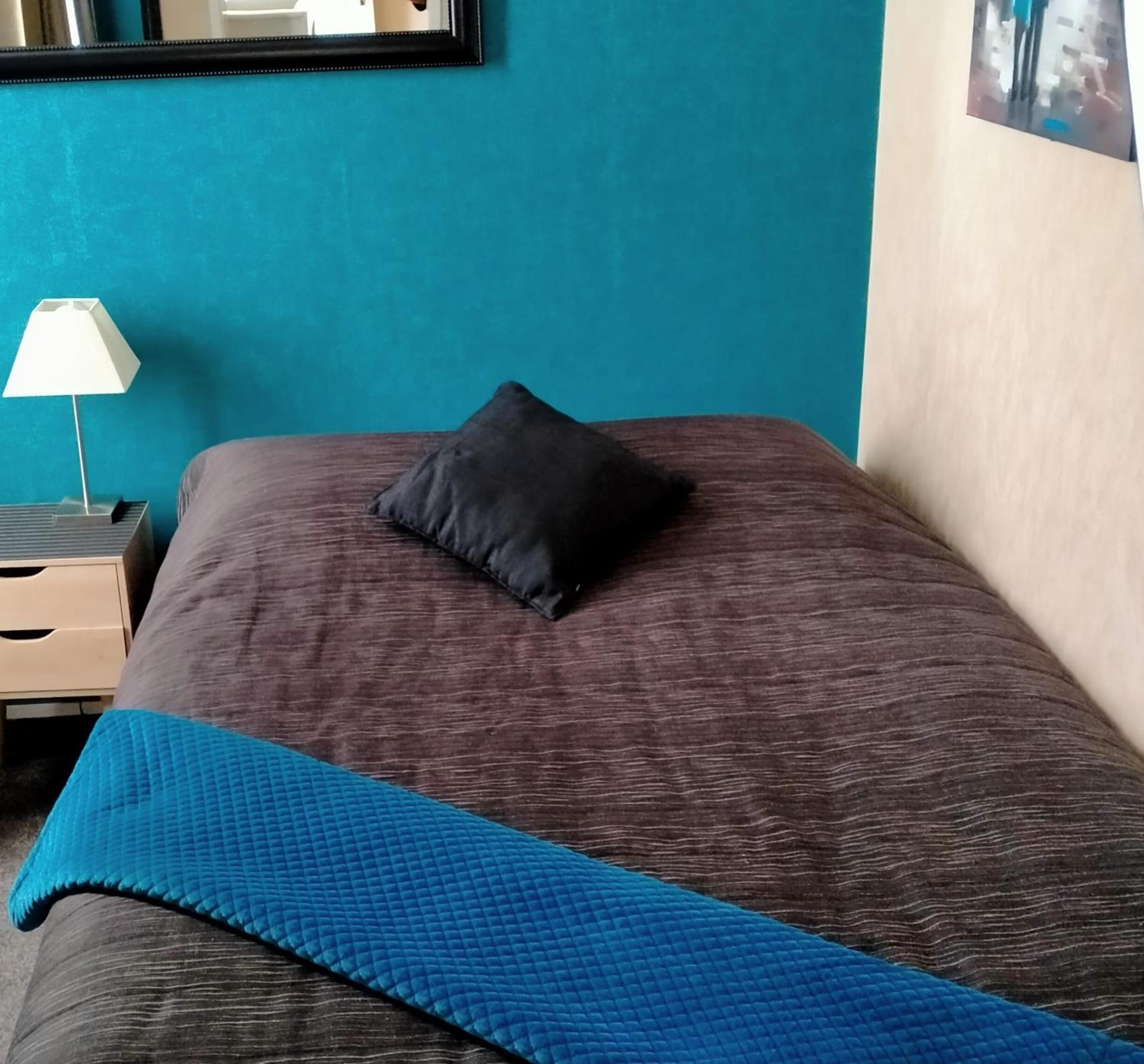 Standard Double Room - Photo 3
