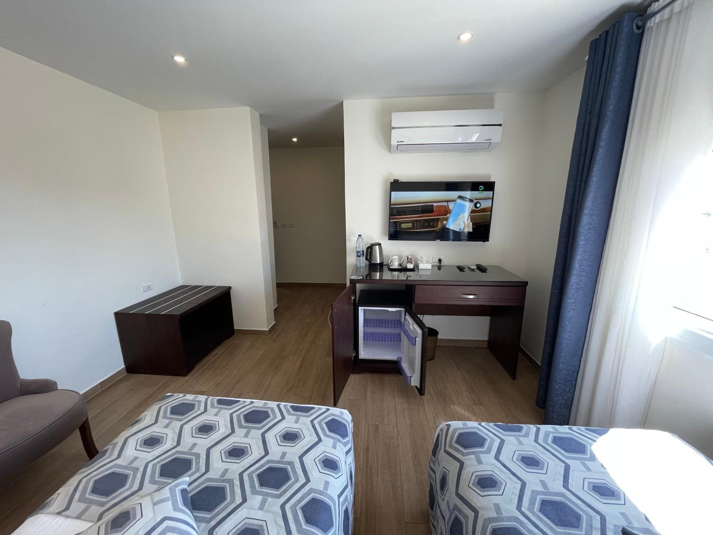 Deluxe Twin Room - Photo 4